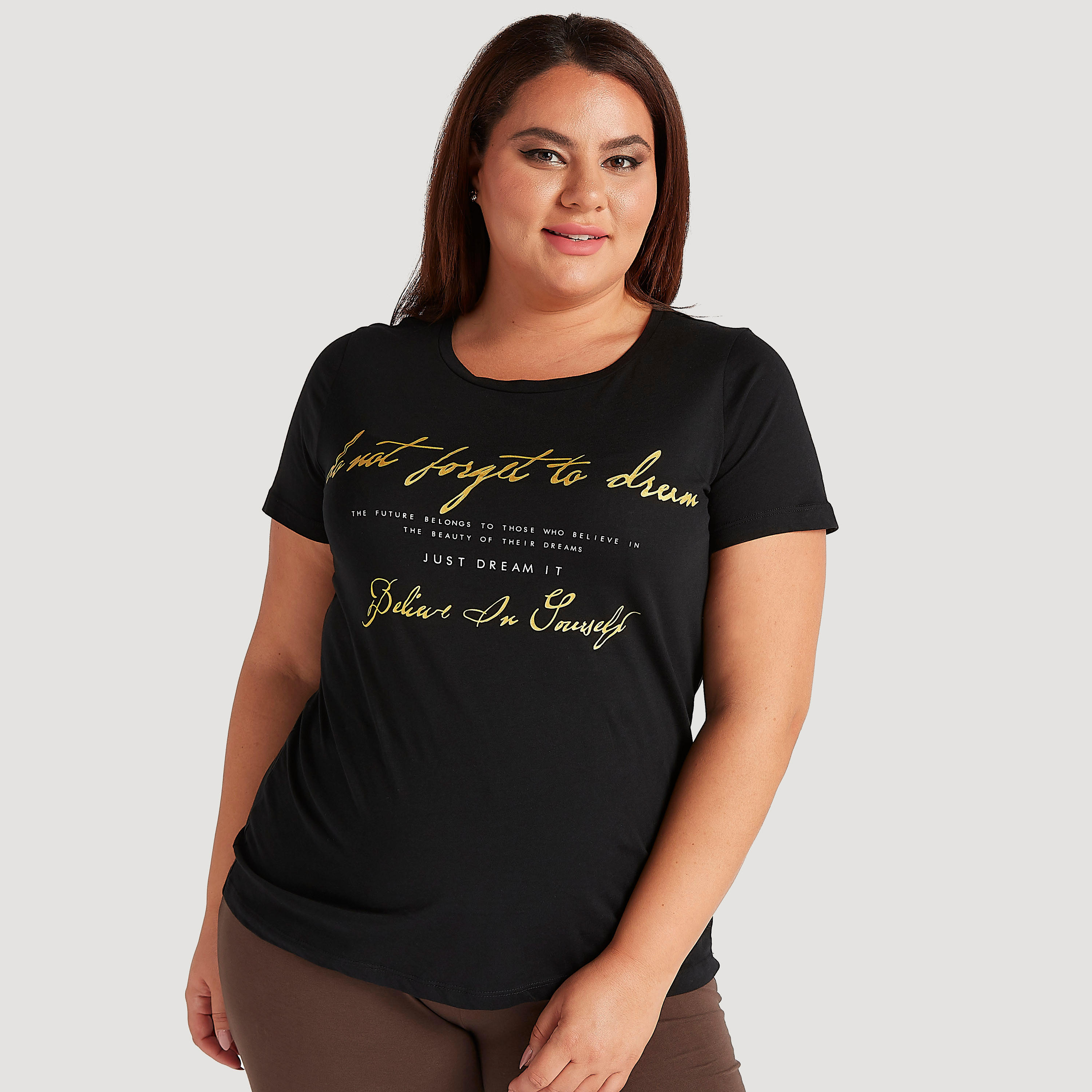 تيشيرت بياقة مستديرة وأكمام قصيرة وطبعات-women-clothing-tshirts-image-1