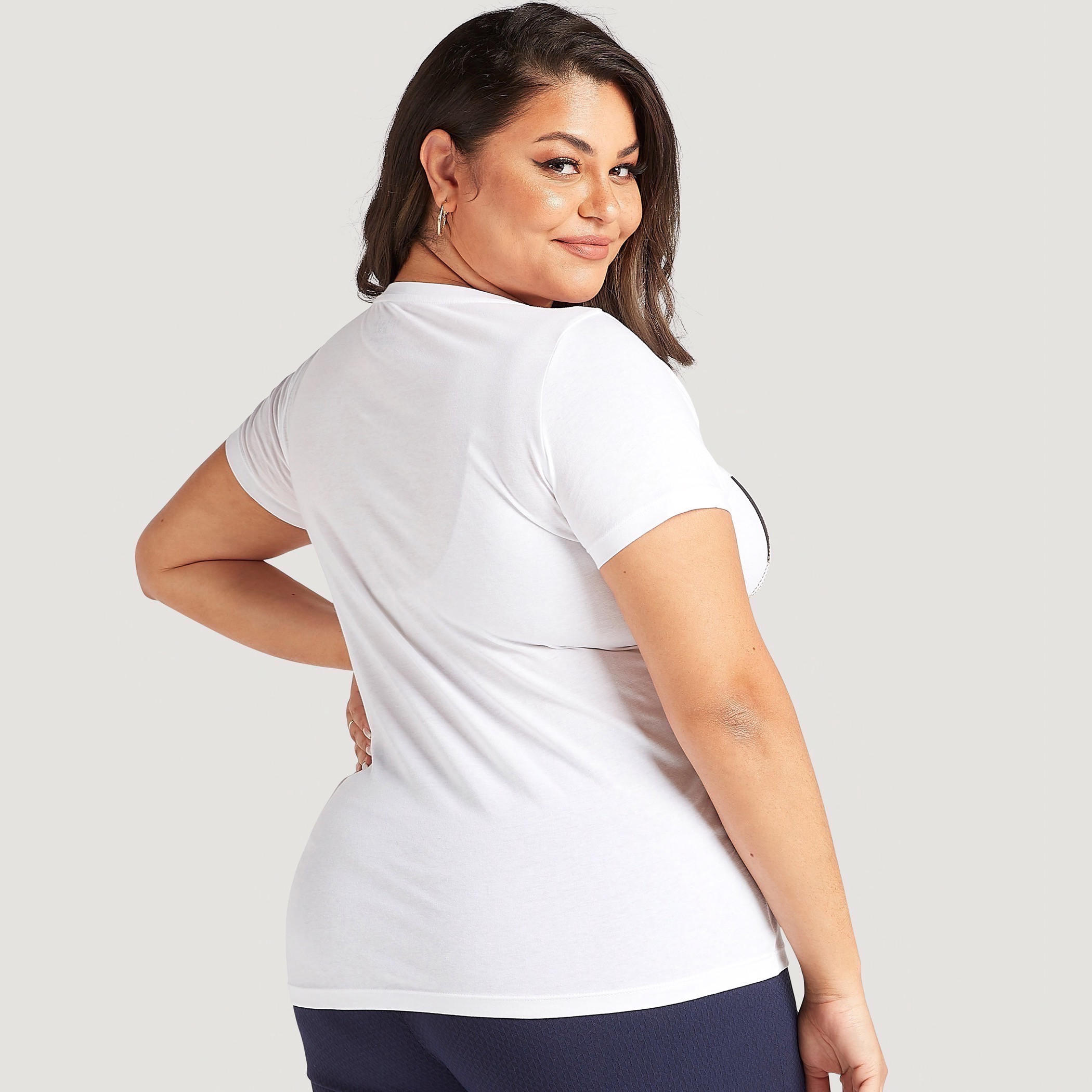 تيشيرت بياقة مستديرة وأكمام قصيرة وطبعات-women-clothing-tshirts-image-4