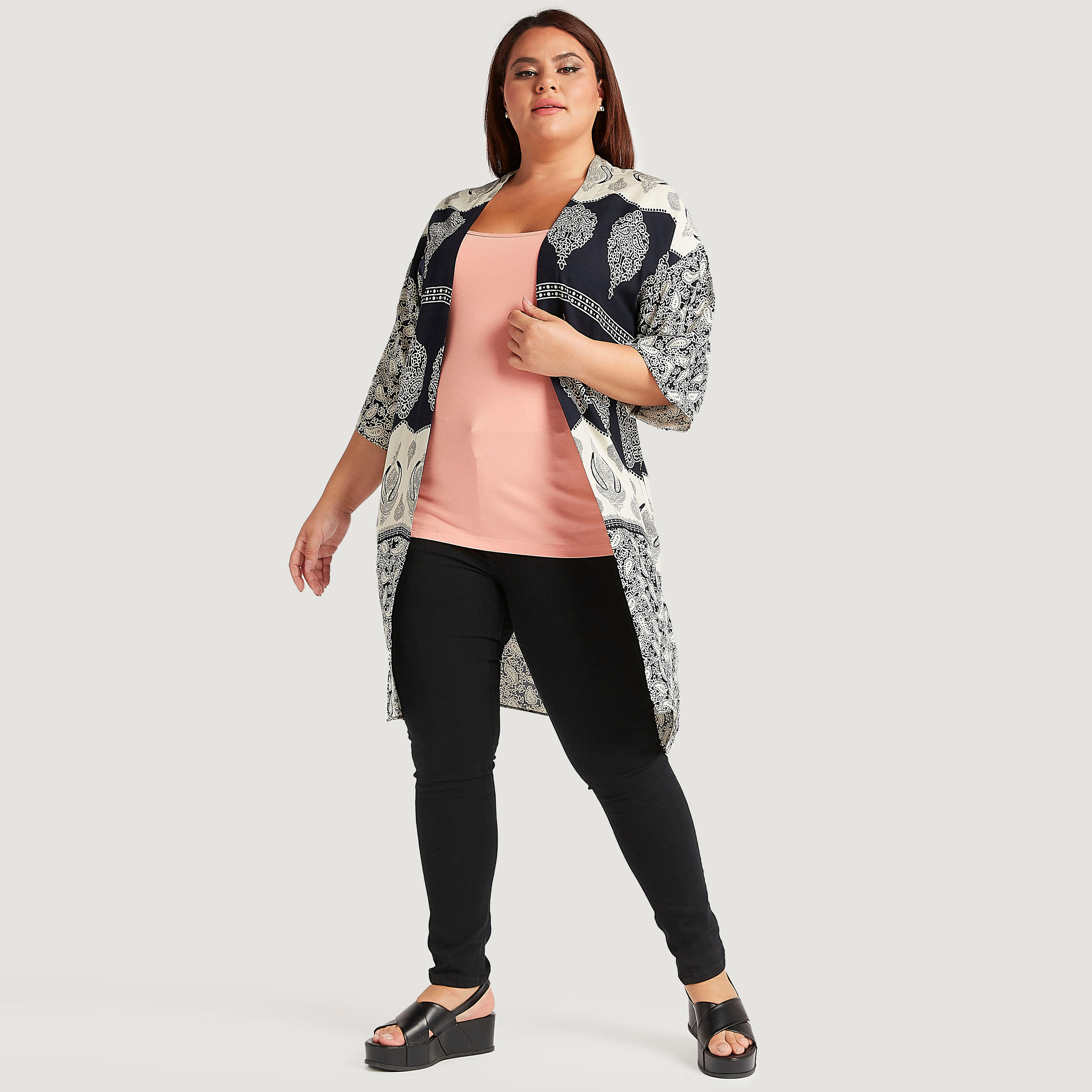 فيست سادة بياقة عميقة وحمّالات رفيعة-women-clothing-tshirts-image-2