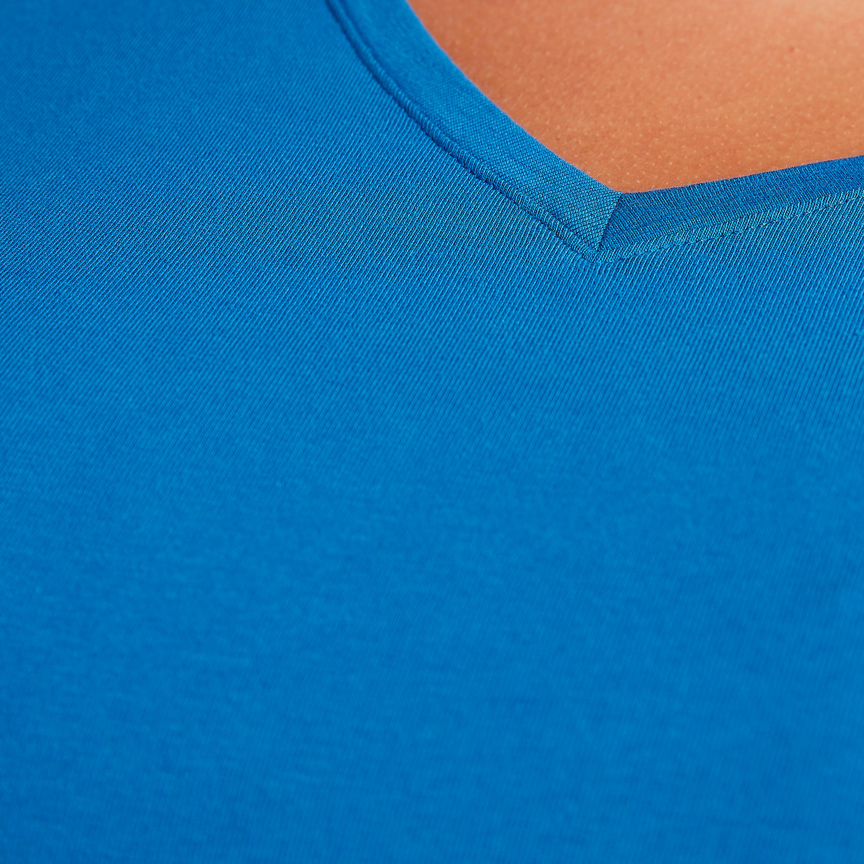 تيشيرت سادة بياقة V وأكمام طويلة-women-clothing-tshirts-image-1