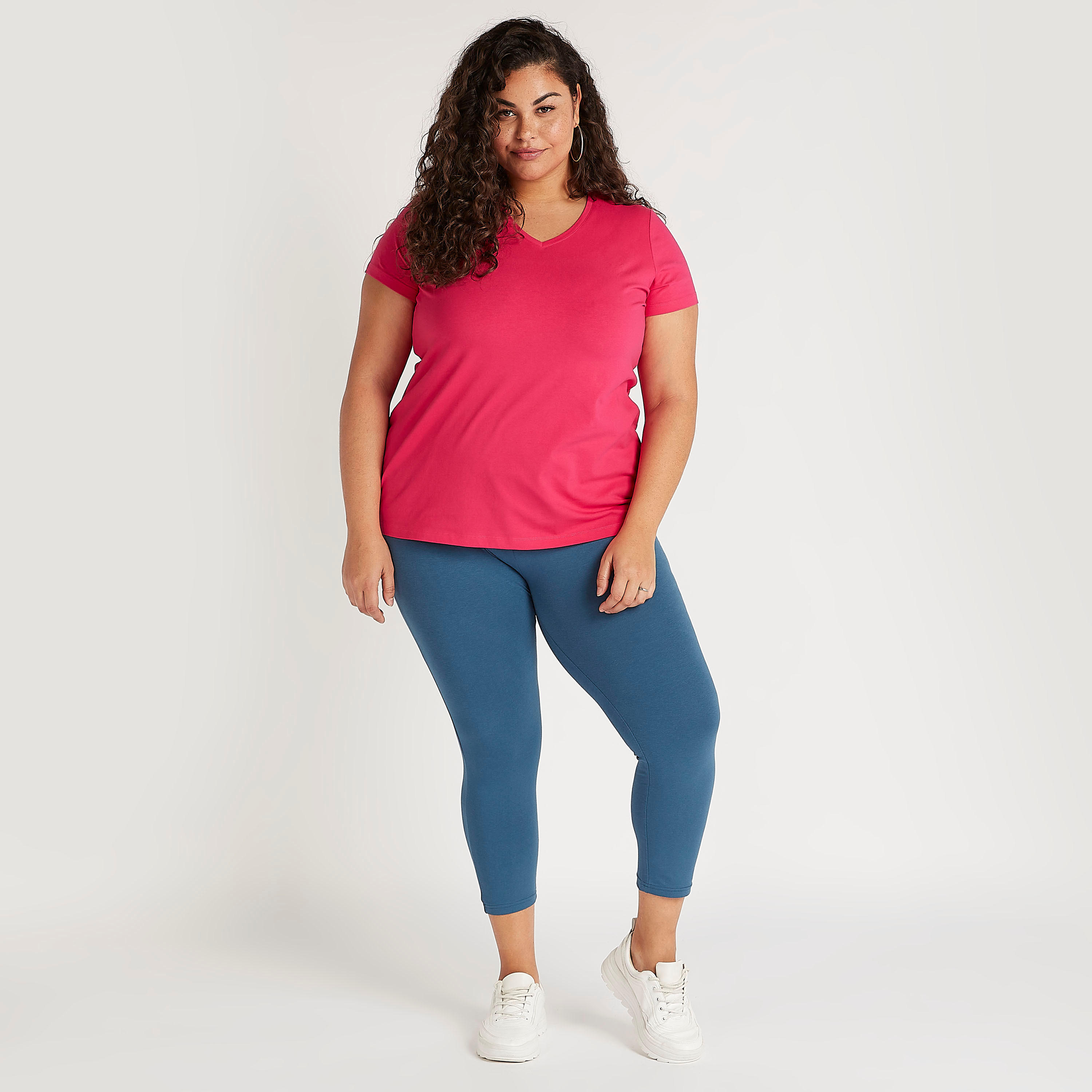 تيشيرت سادة بياقة V وأكمام قصيرة-women-clothing-tshirts-image-3