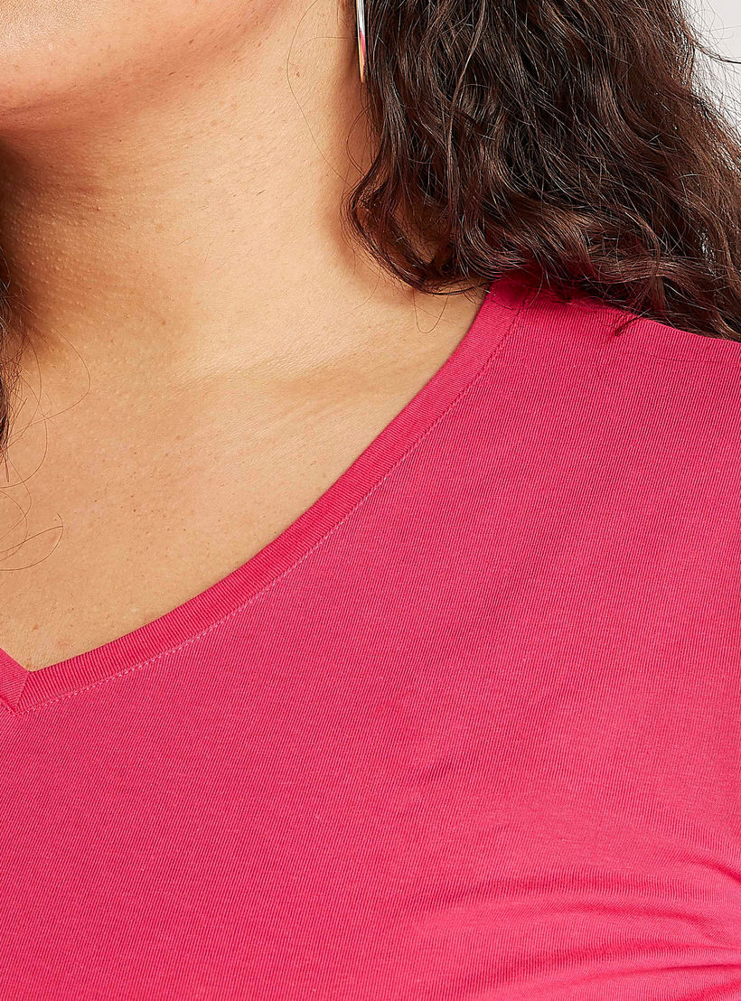 تيشيرت سادة بياقة V وأكمام قصيرة-women-clothing-tshirts-image-2