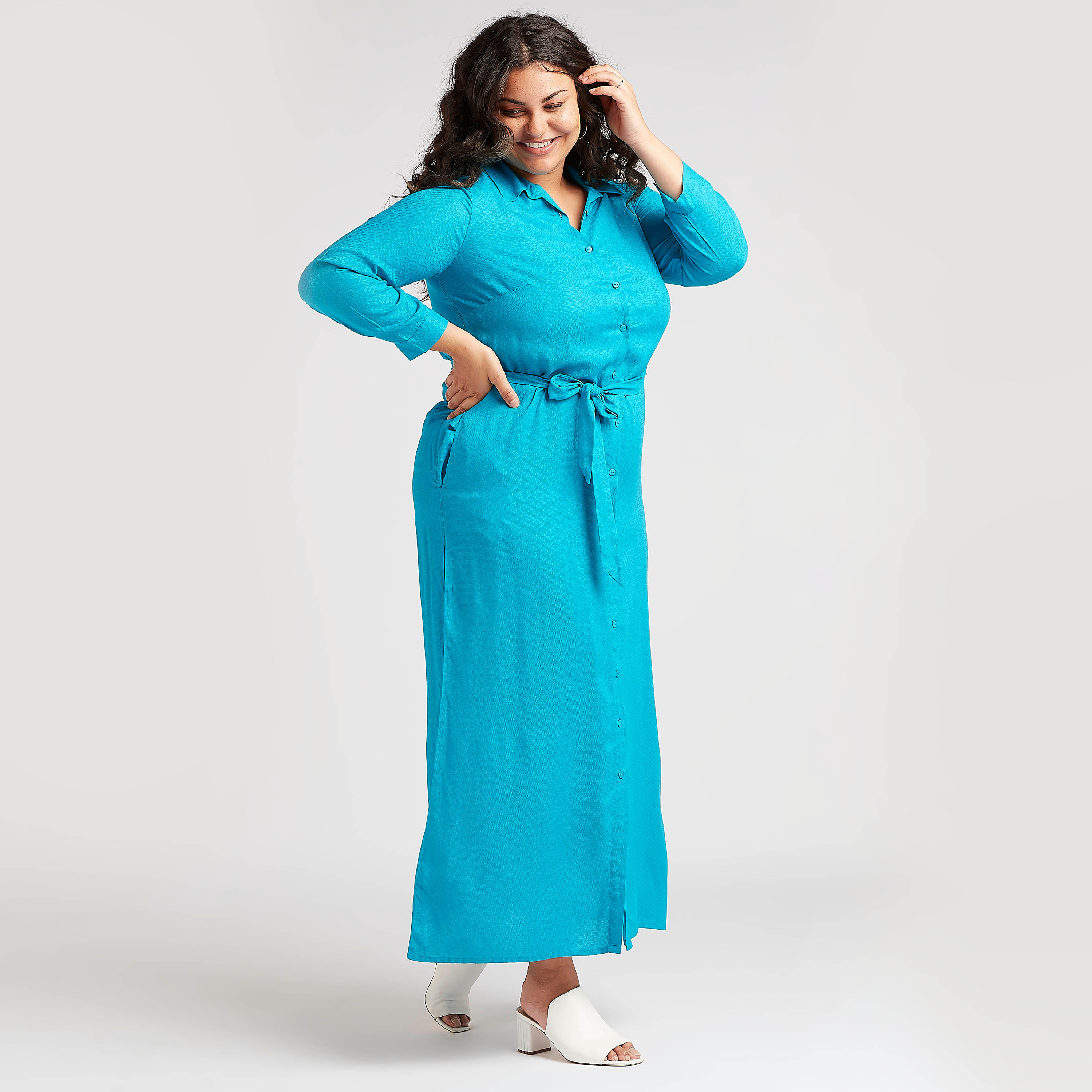 فستان قميص بارز الملمس طويل بجيوب وأكمام طويلة-women-clothing-dresses-image-1