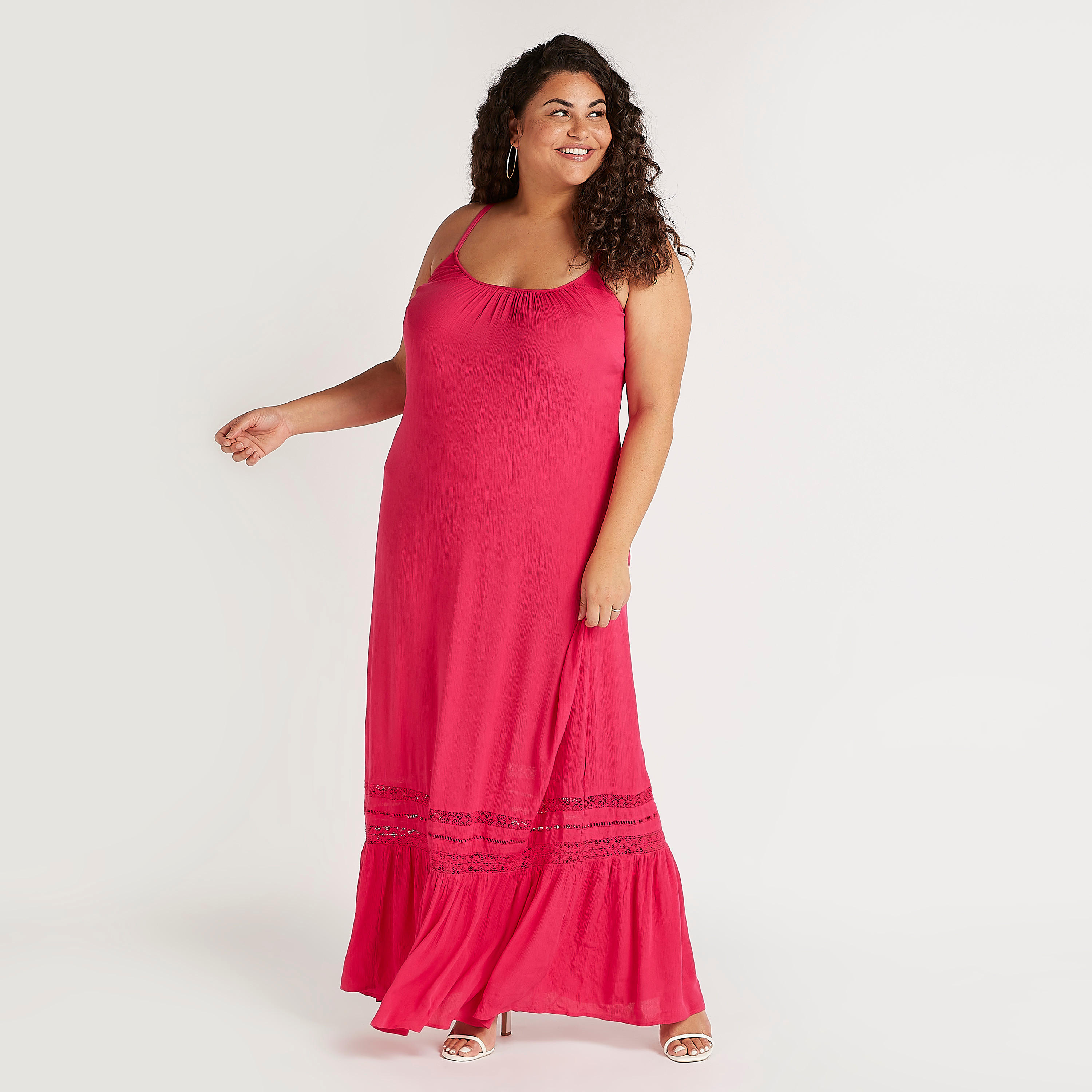 فستان سادة إيه لاين طويل بياقة عميقة وحمّالات رفيعة-women-clothing-dresses-image-1