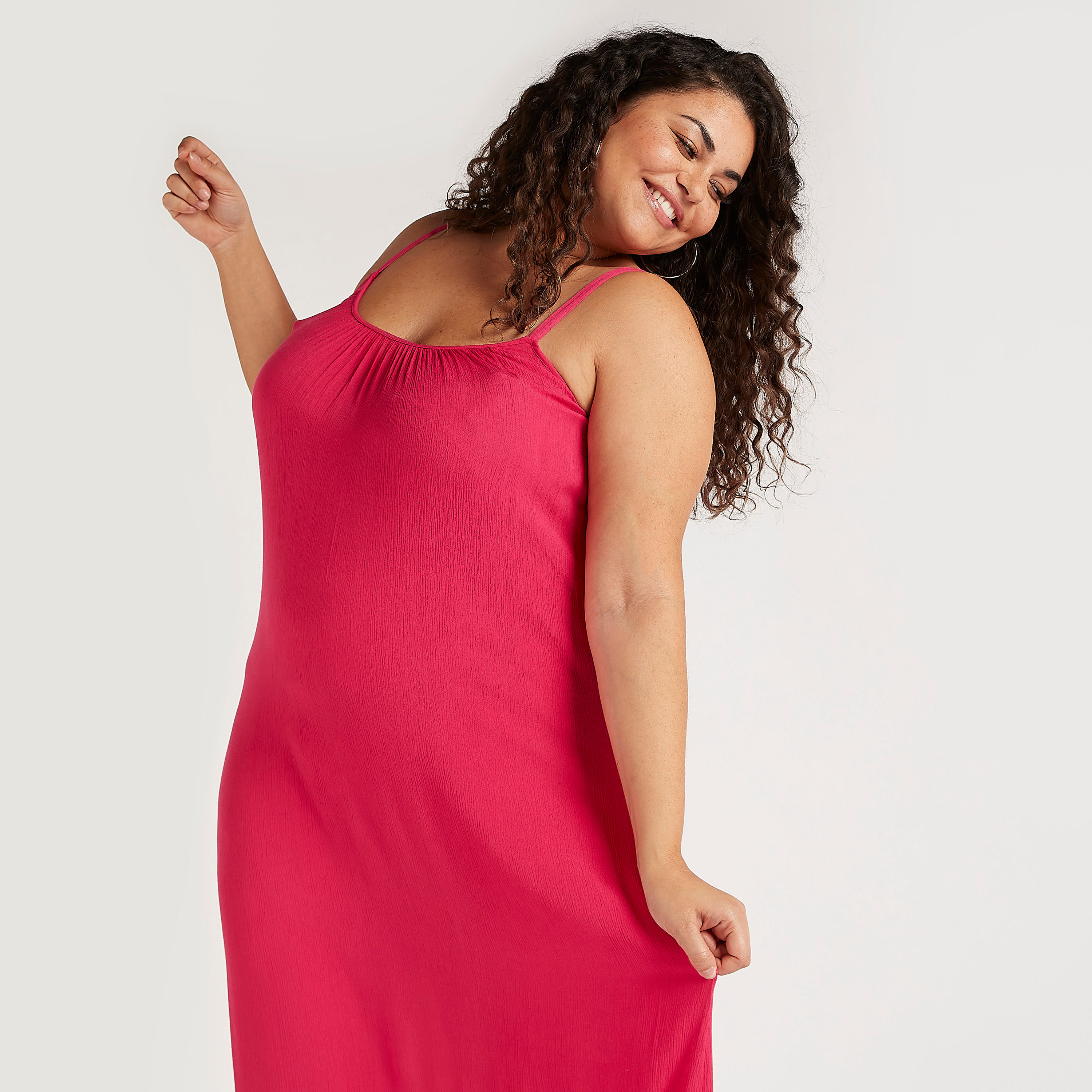 فستان سادة إيه لاين طويل بياقة عميقة وحمّالات رفيعة-women-clothing-dresses-image-5
