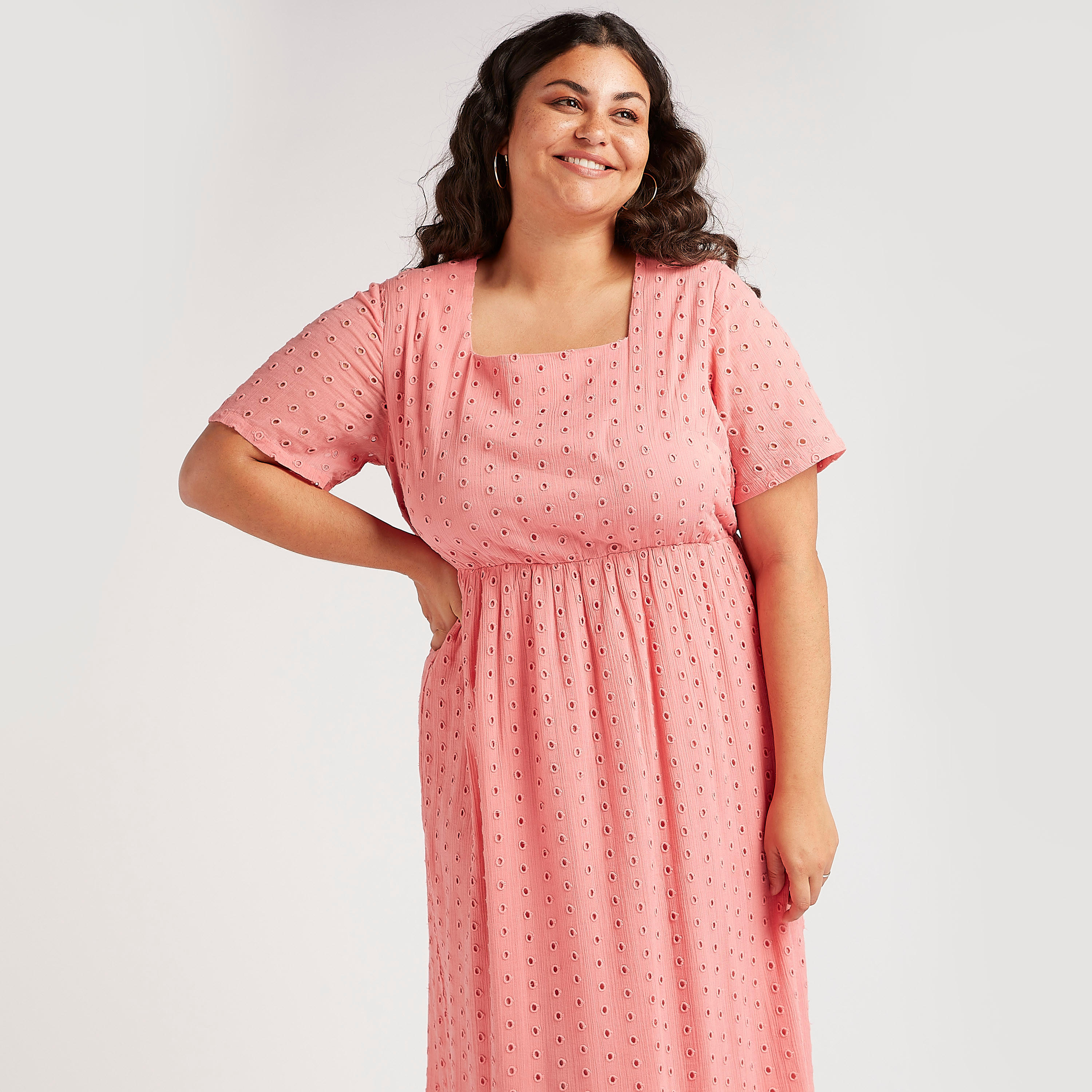 فستان طويل إيه لاين مطرز بياقة مربعة وأكمام قصيرة-women-clothing-dresses-image-1