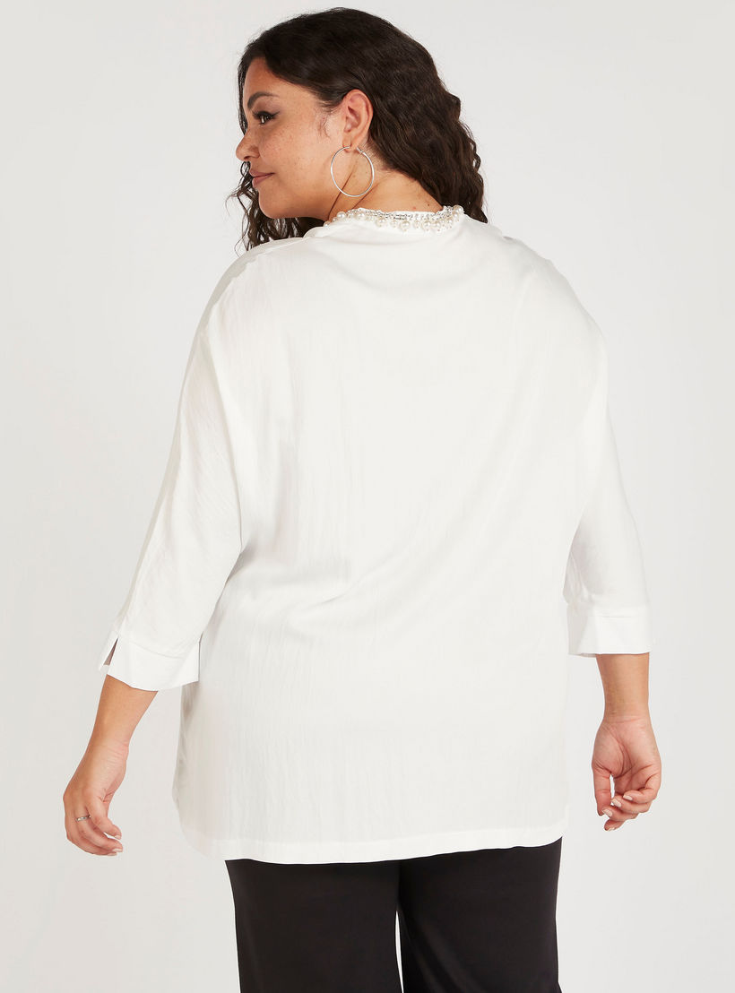 بلوزة مزيّنة بياقة v وأكمام 3/4-women-clothing-shirtsandblouses-blouses-image-1