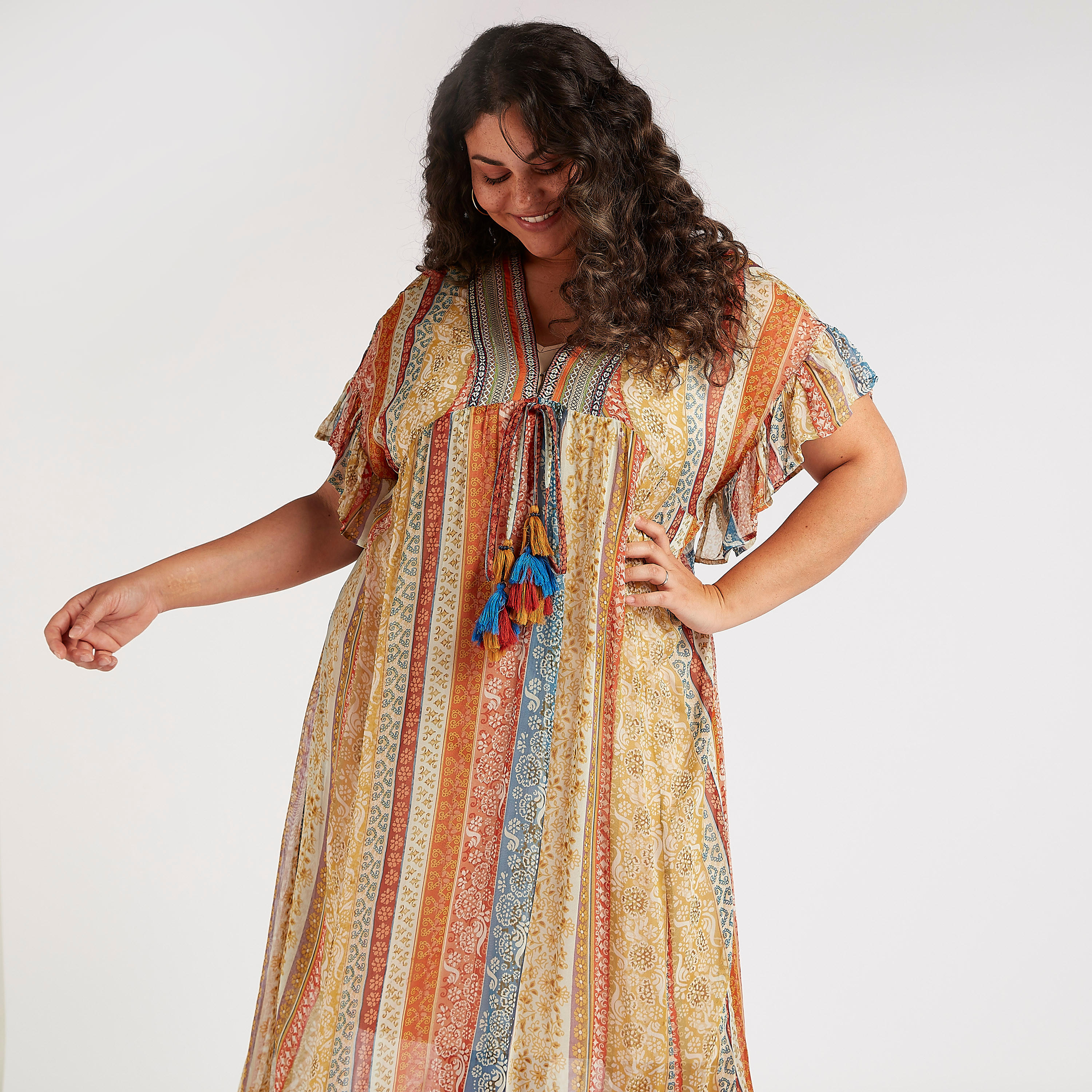 فستان ميدي إيه لاين بأربطة بشرّابات وطبعات-women-clothing-dresses-image-2