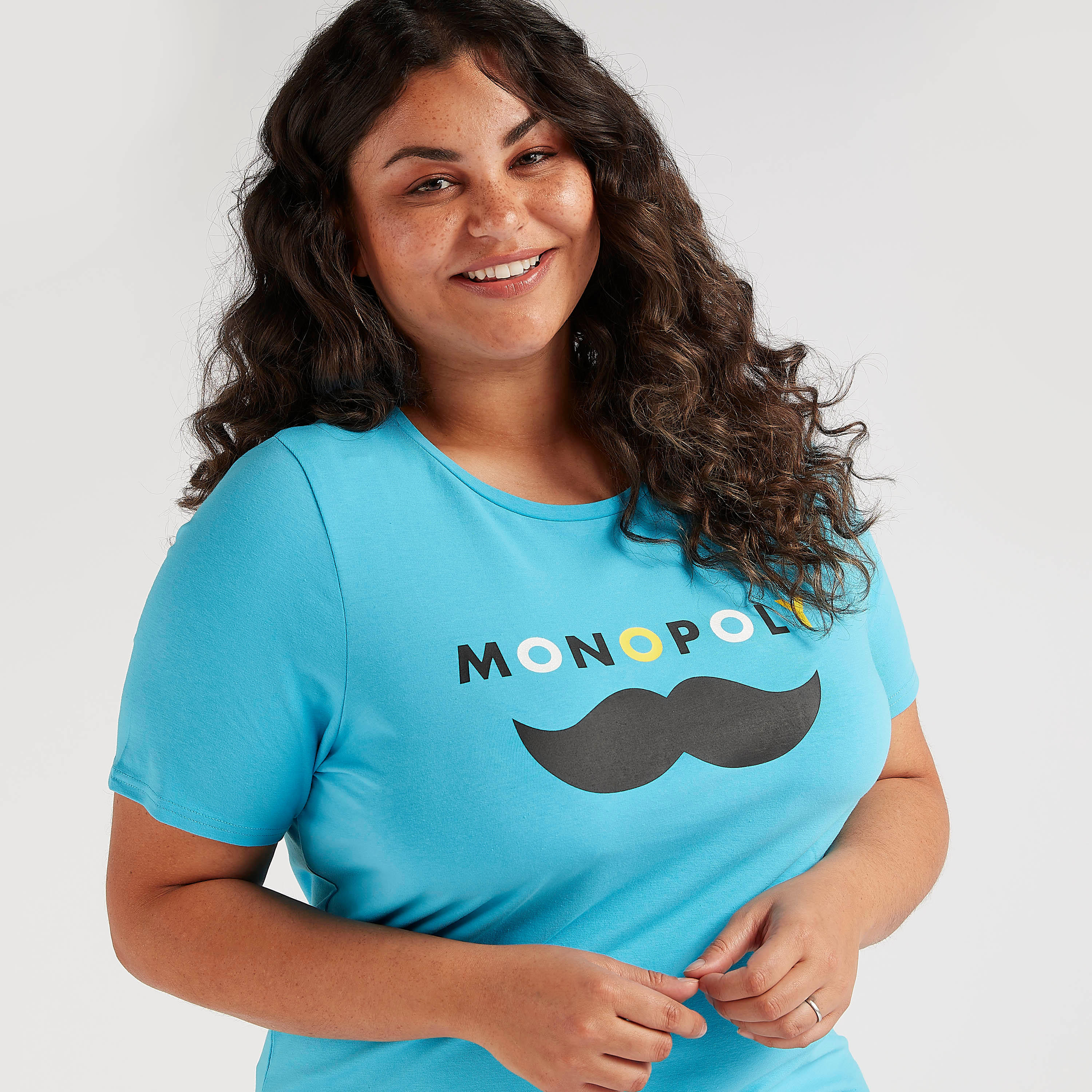 تيشيرت بياقة مستديرة وأكمام قصيرة وطبعات-women-clothing-tshirts-image-3