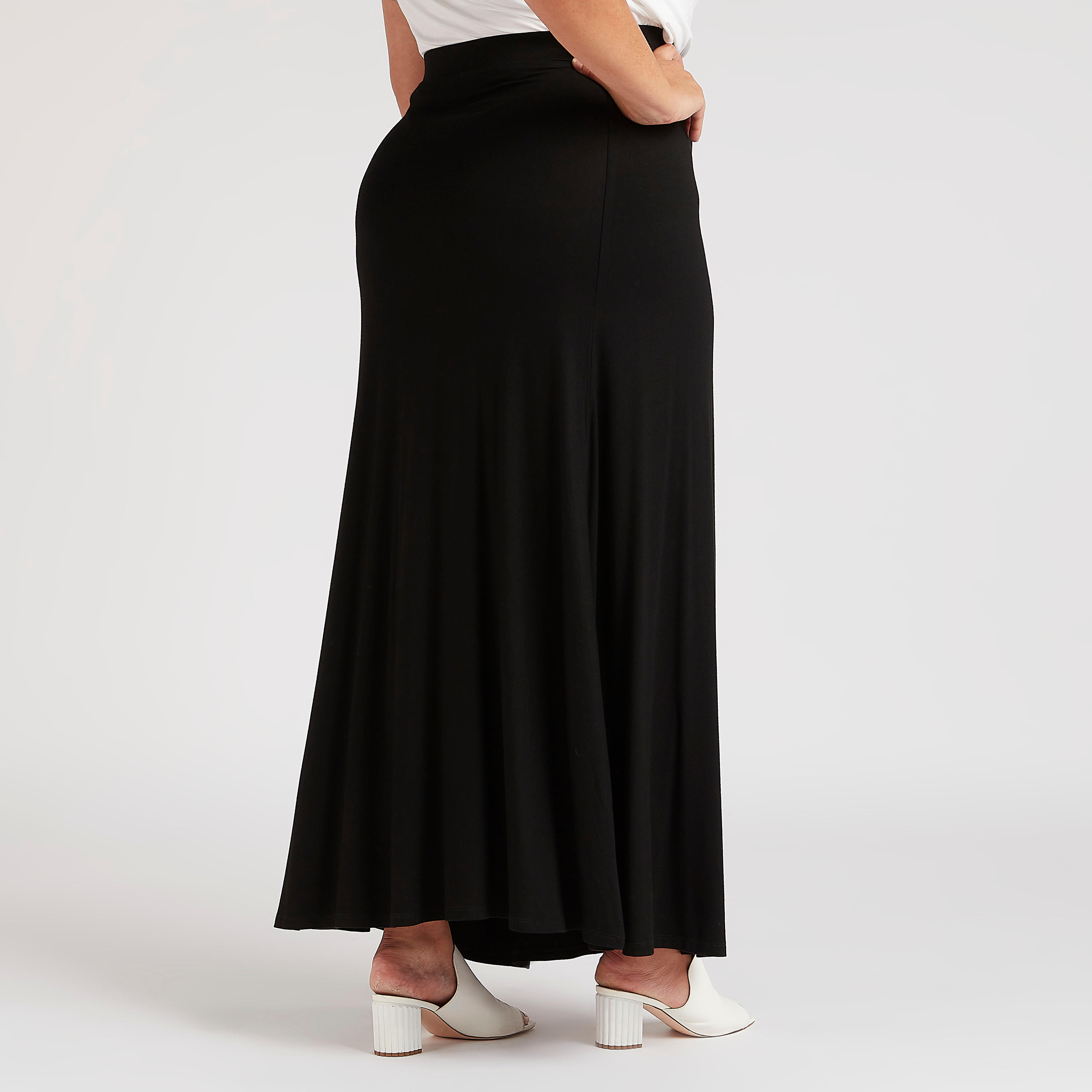 تنورة سادة إيه لاين طويلة بخصر مطّاطي-women-clothing-bottoms-skirts-image-1