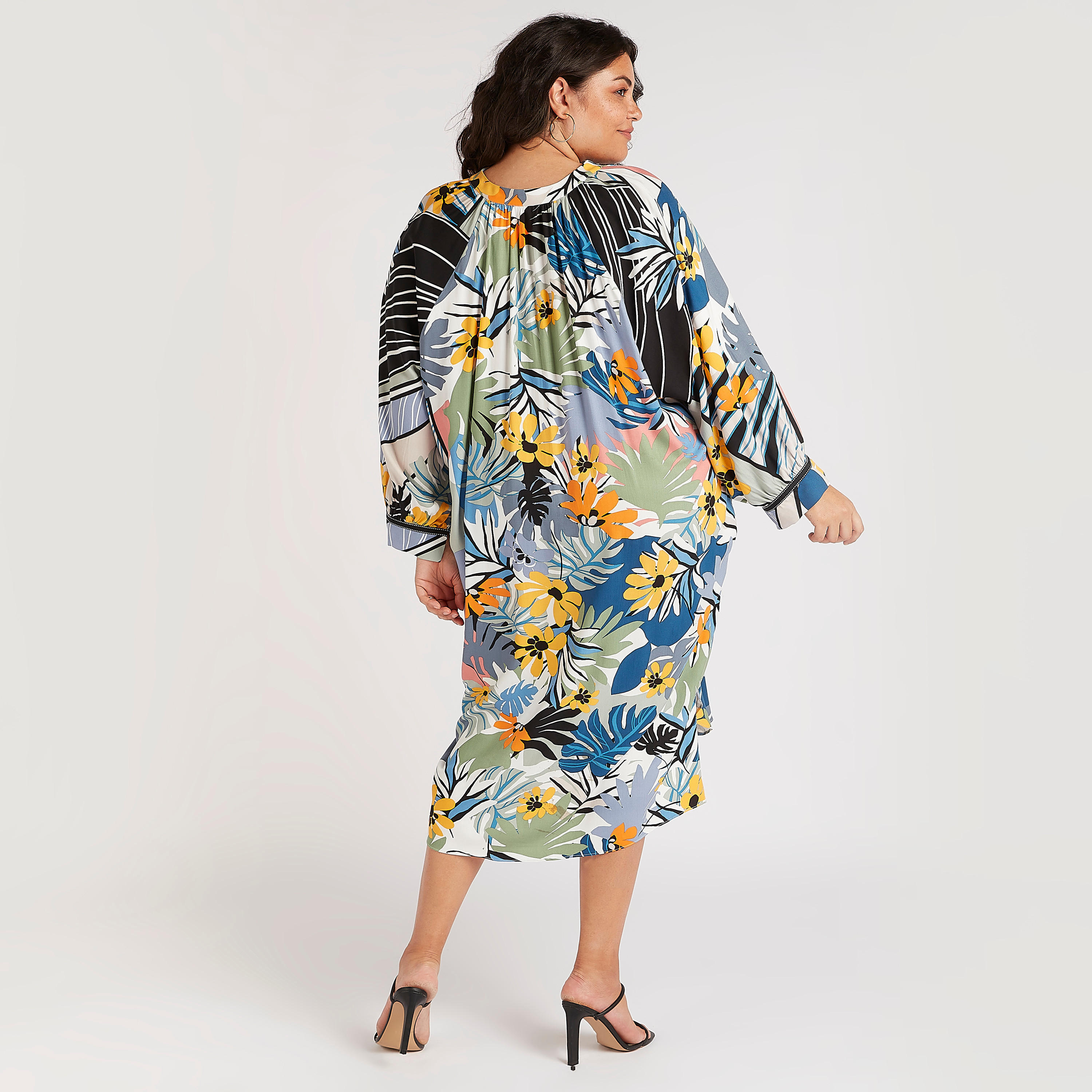 فستان ميدي إيه لاين بأكمام طويلة وطبعات زهرية-women-clothing-dresses-image-5