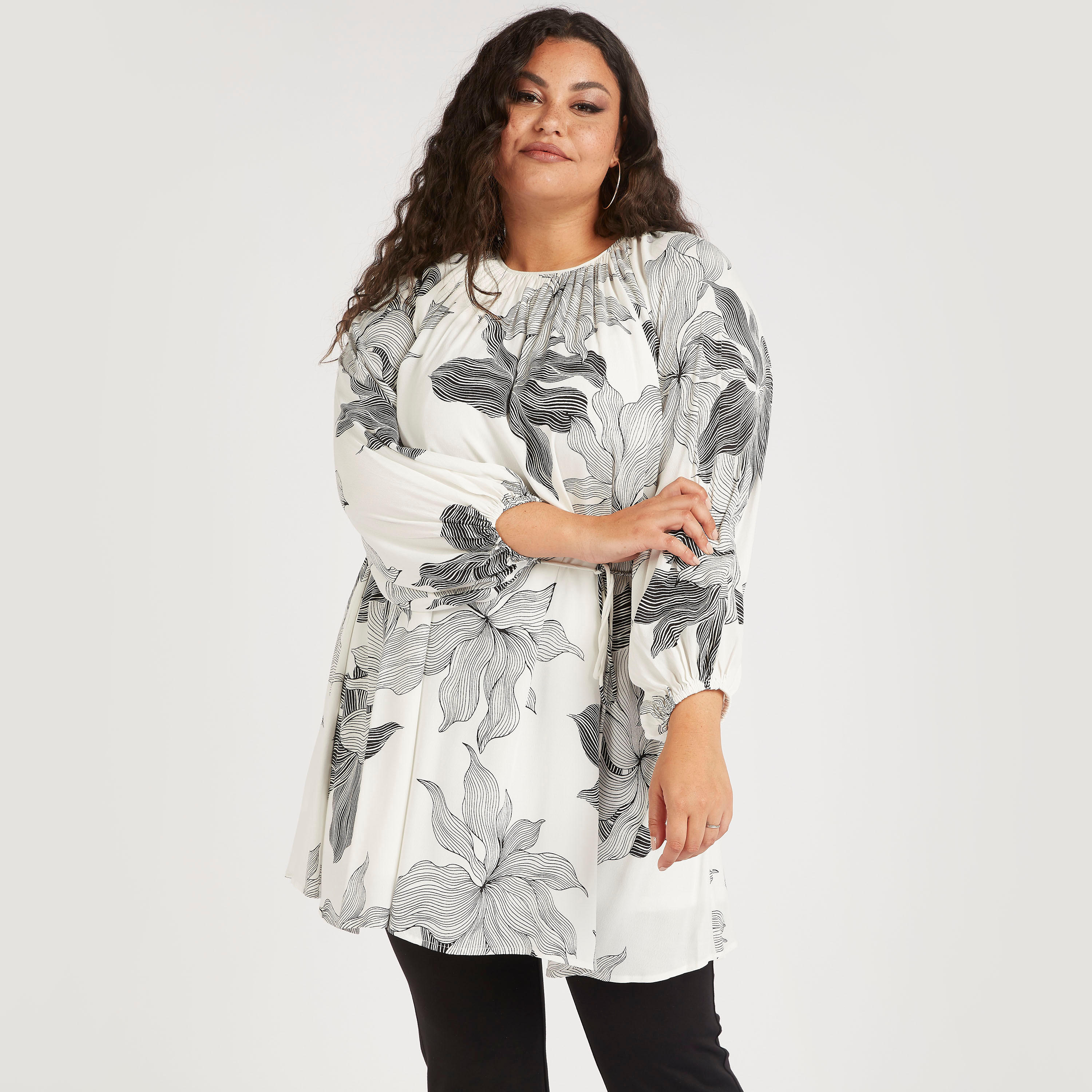 Floral Print Crew Neck Tunic with Long Sleeves-women-clothing-shirtsandblouses-blouses-image-1