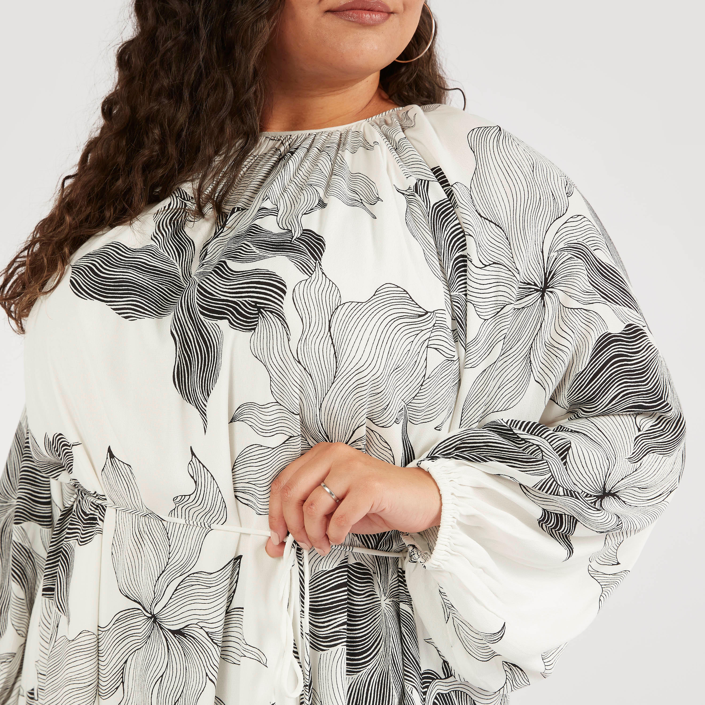 Floral Print Crew Neck Tunic with Long Sleeves-women-clothing-shirtsandblouses-blouses-image-3