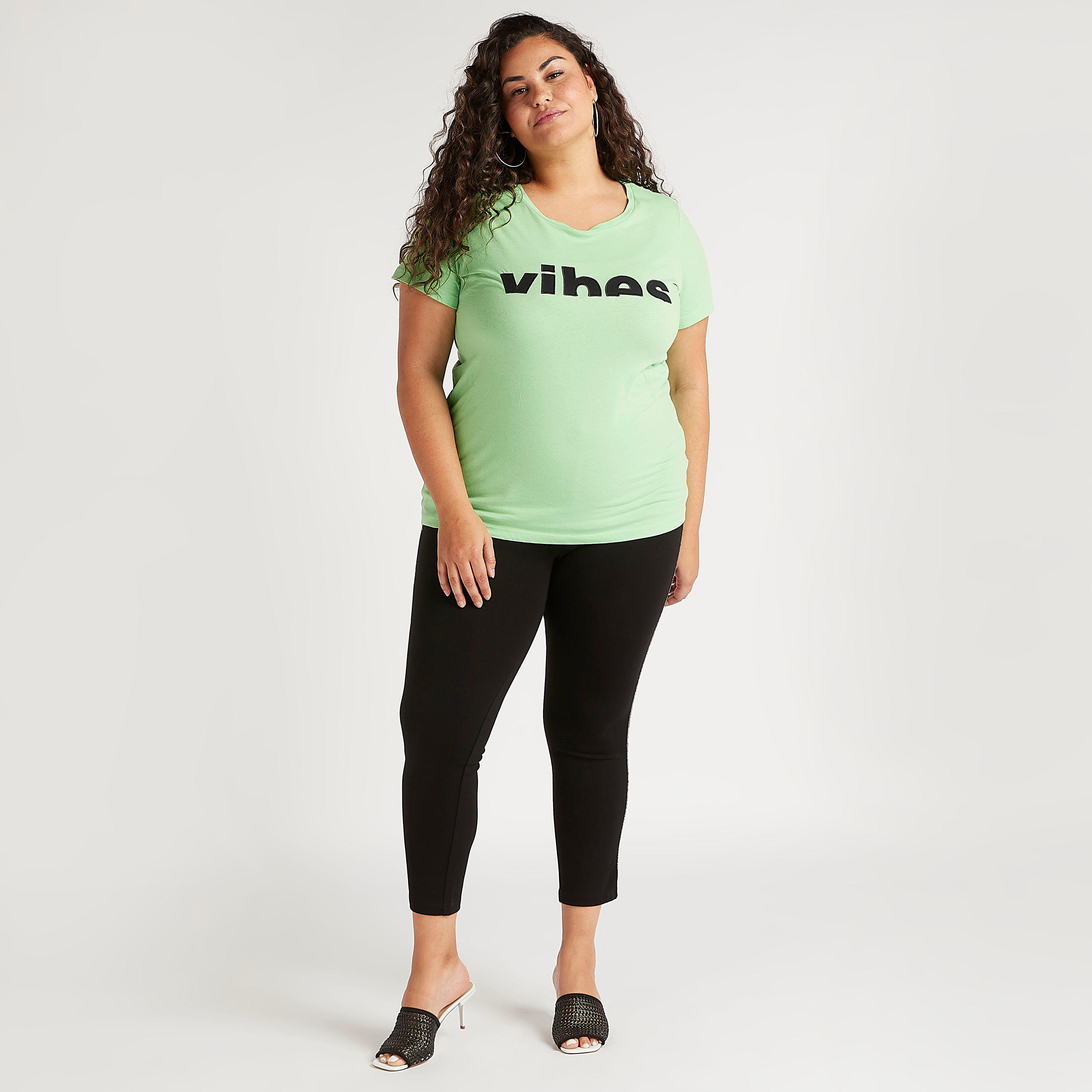 Slogan Print T-shirt with Round Neck and Short Sleeves-women-clothing-tshirts-image-2