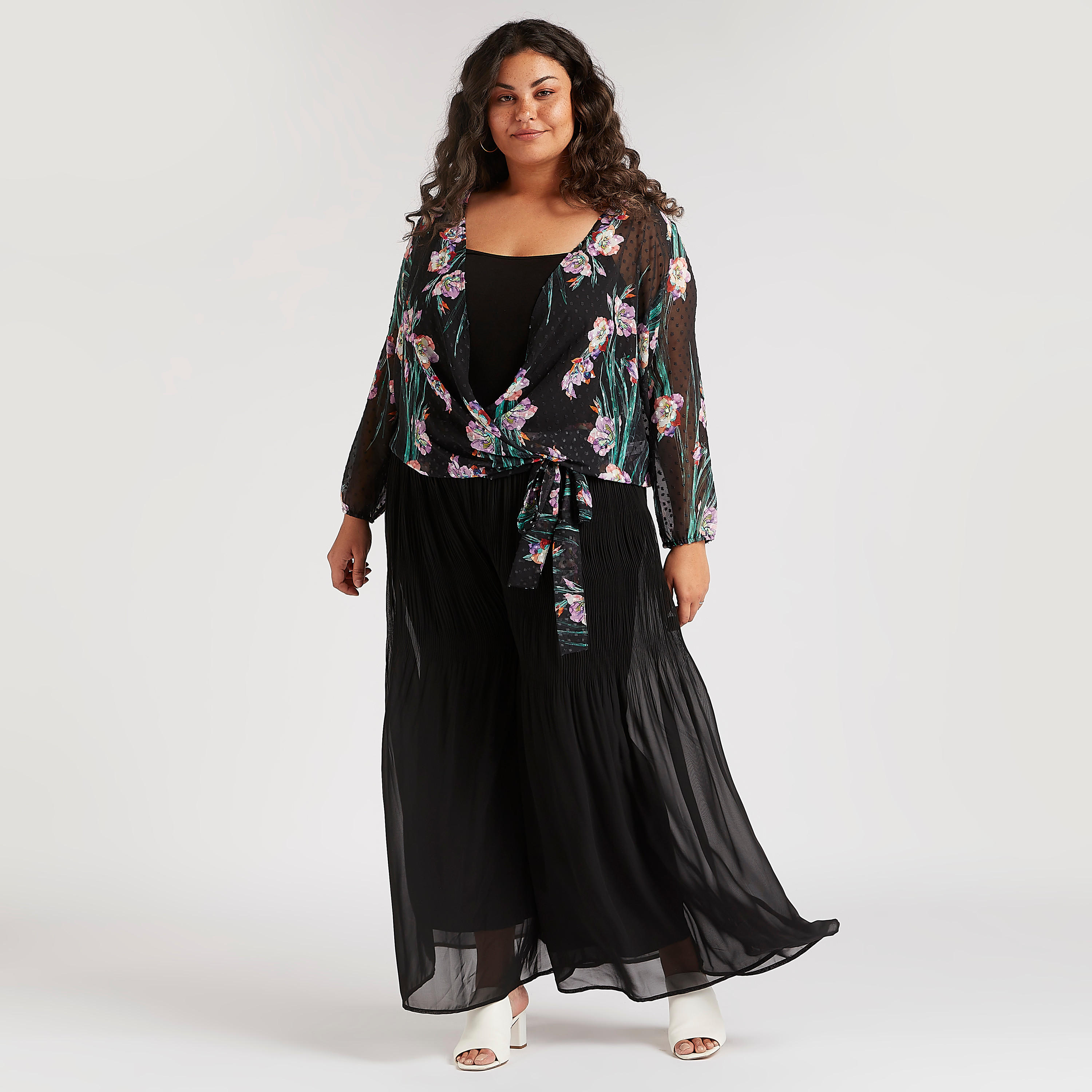 بنطلون بالازو بكشكشة وخصر مطّاطي-women-clothing-bottoms-trousers-image-2
