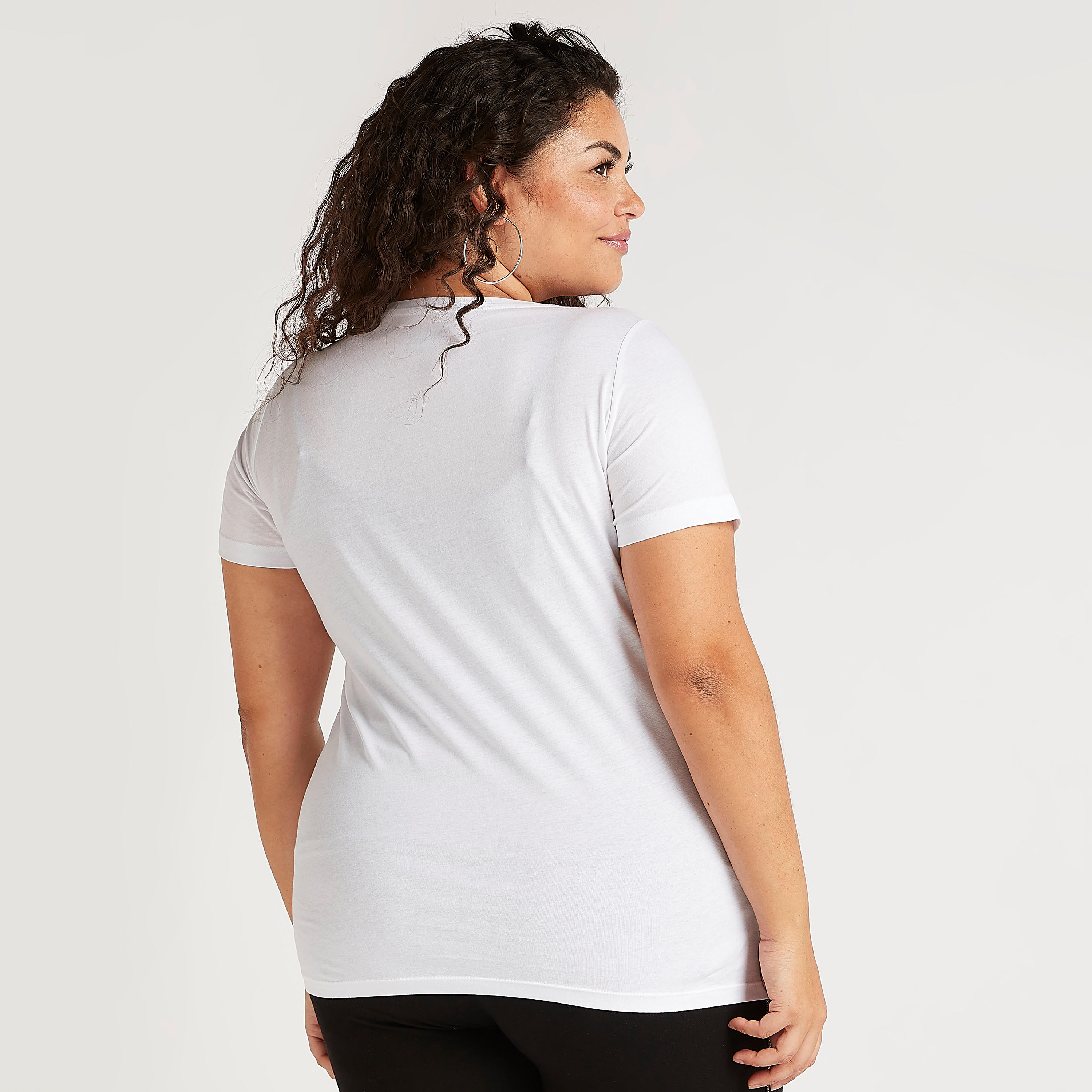 تيشيرت بياقة مستديرة وأكمام قصيرة وطبعات جرافيك-women-clothing-tshirts-image-4