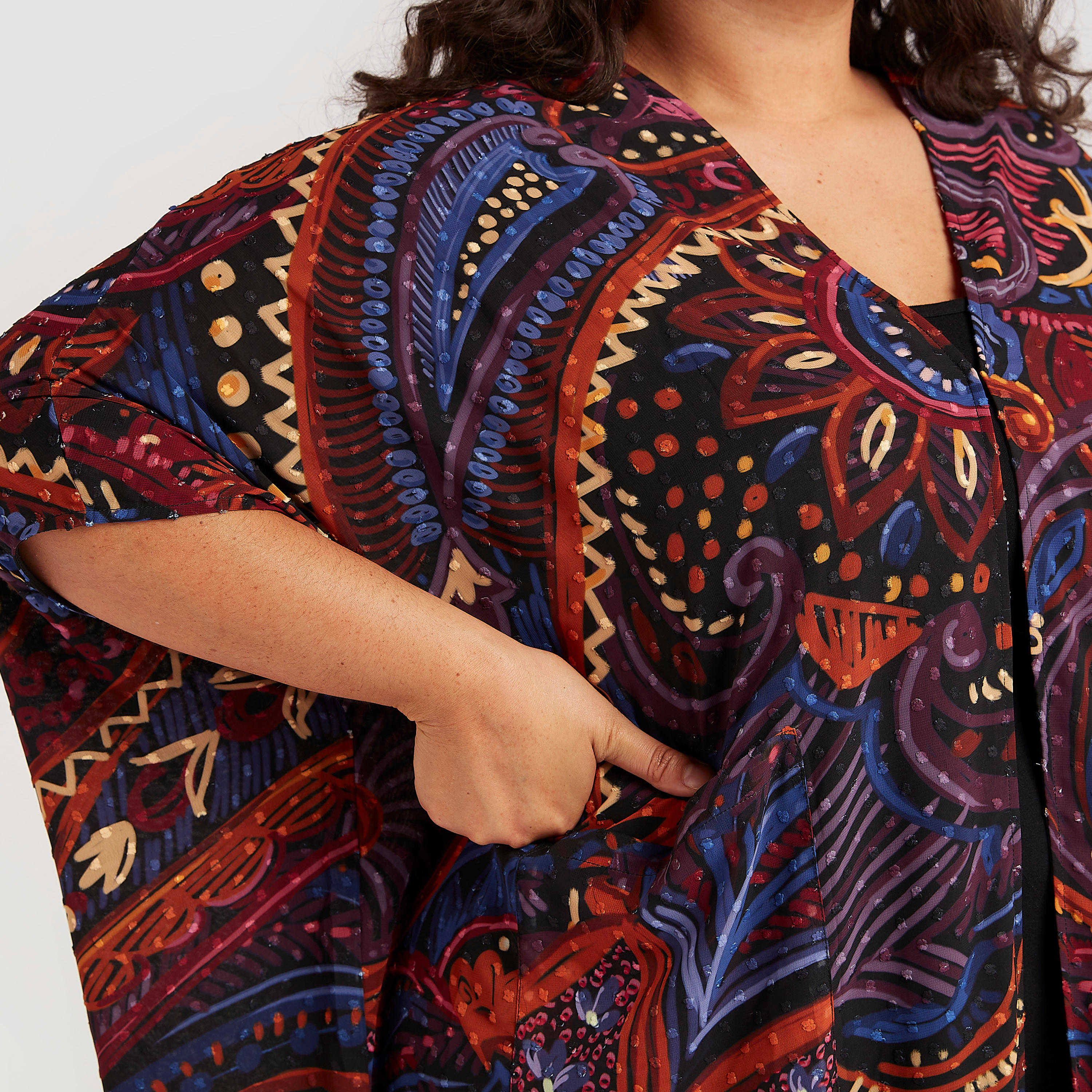 كيمونو خفيف بطبعات بيزلي-women-clothing-shirtsandblouses-blouses-image-2