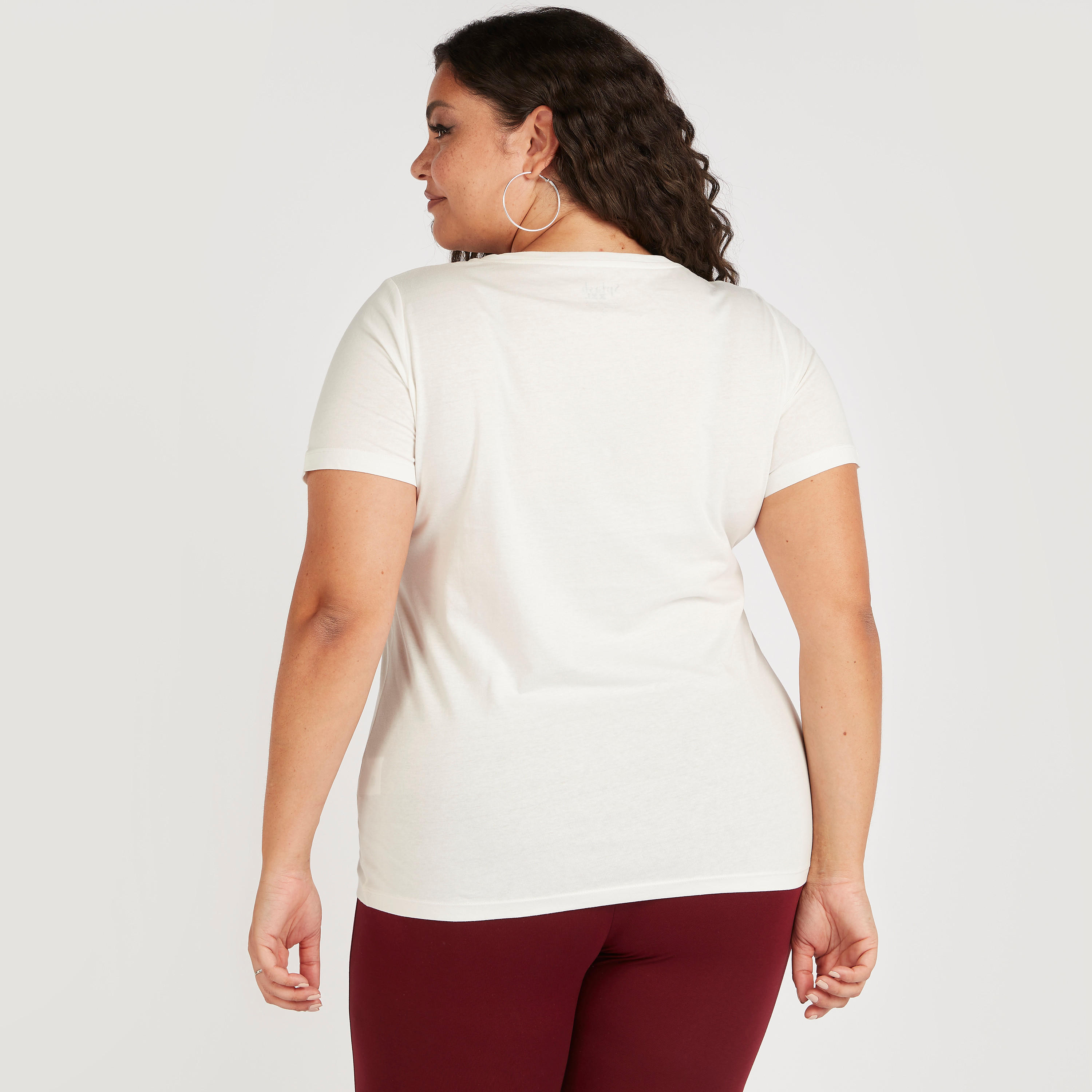 تيشيرت بياقة مستديرة وأكمام قصيرة وطبعات-women-clothing-tshirts-image-1
