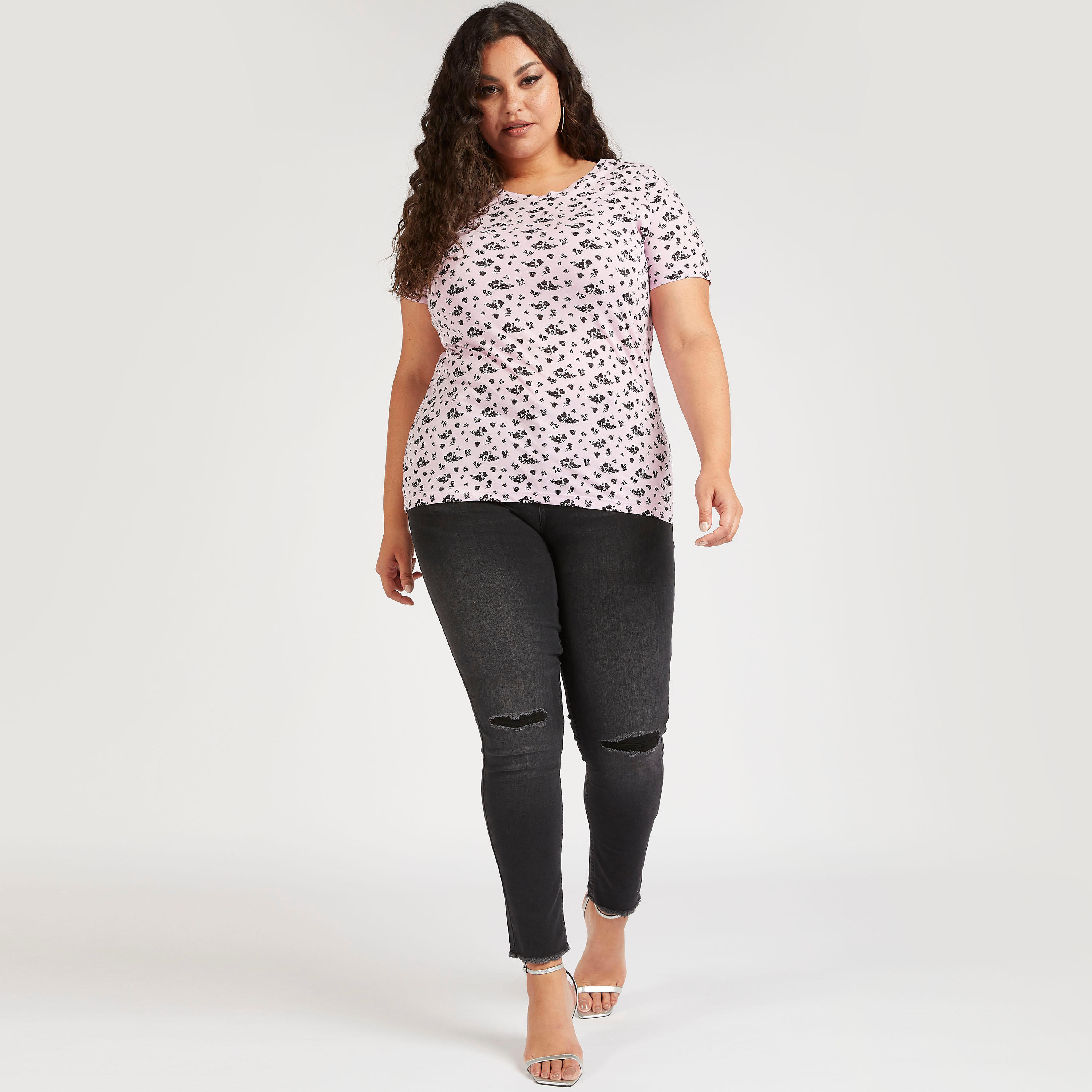 تيشيرت بياقة مستديرة وأكمام قصيرة وطبعات أزهار-women-clothing-tshirts-image-2