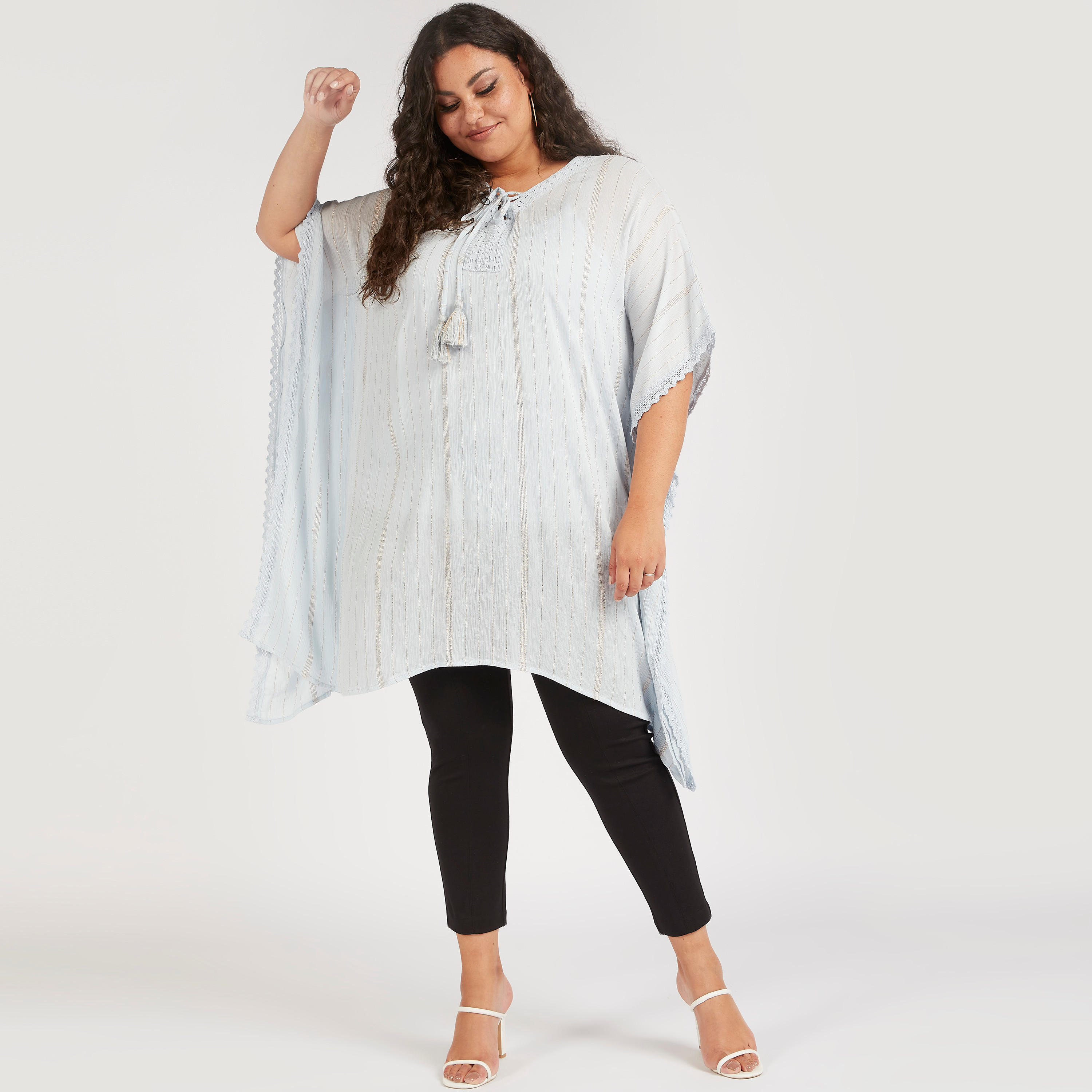 كيمونو مخطط بتفاصيل دانتيل وأربطة عنق-women-clothing-shirtsandblouses-blouses-image-2