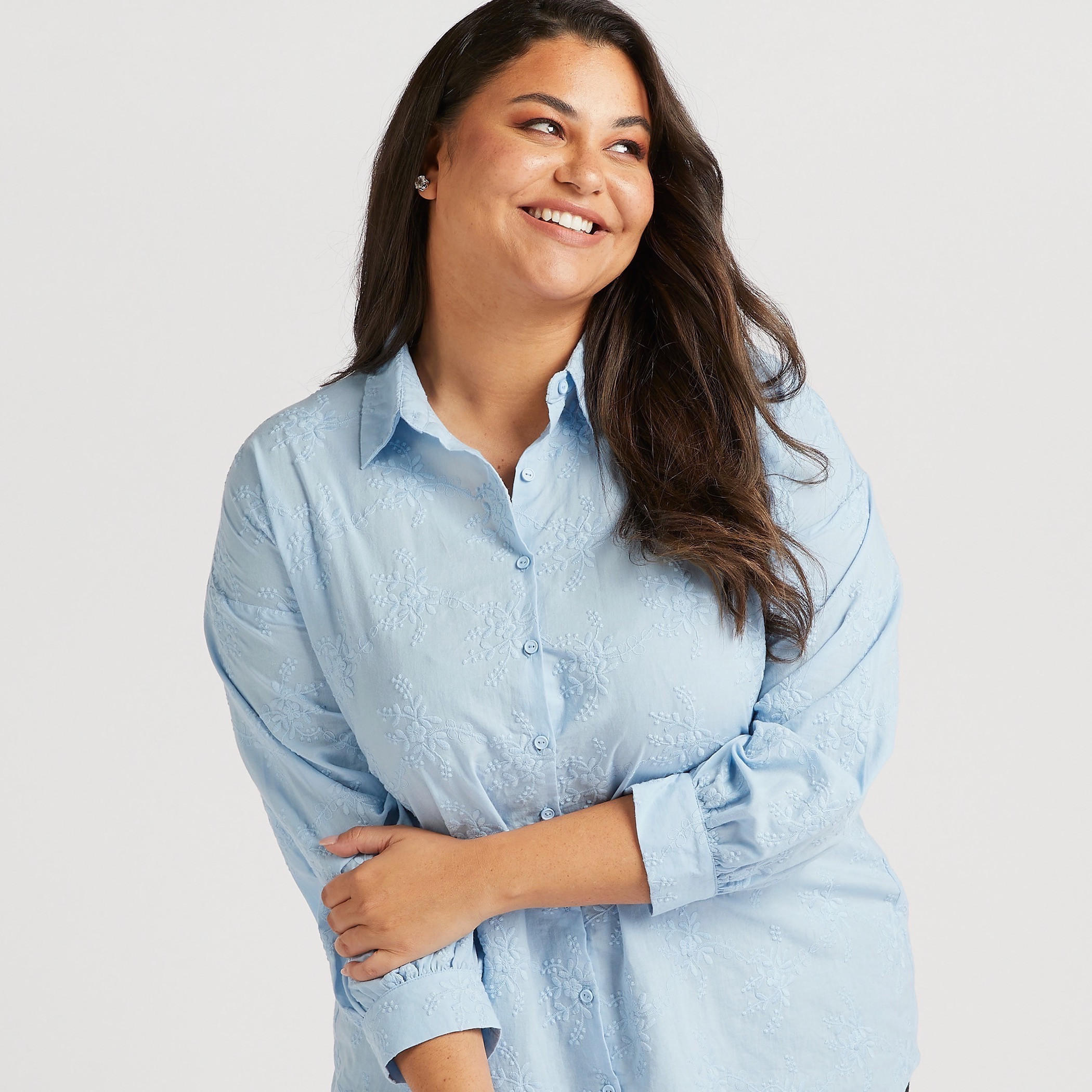 قميص مطرّز بأكمام طويلة-women-clothing-shirtsandblouses-blouses-image-6