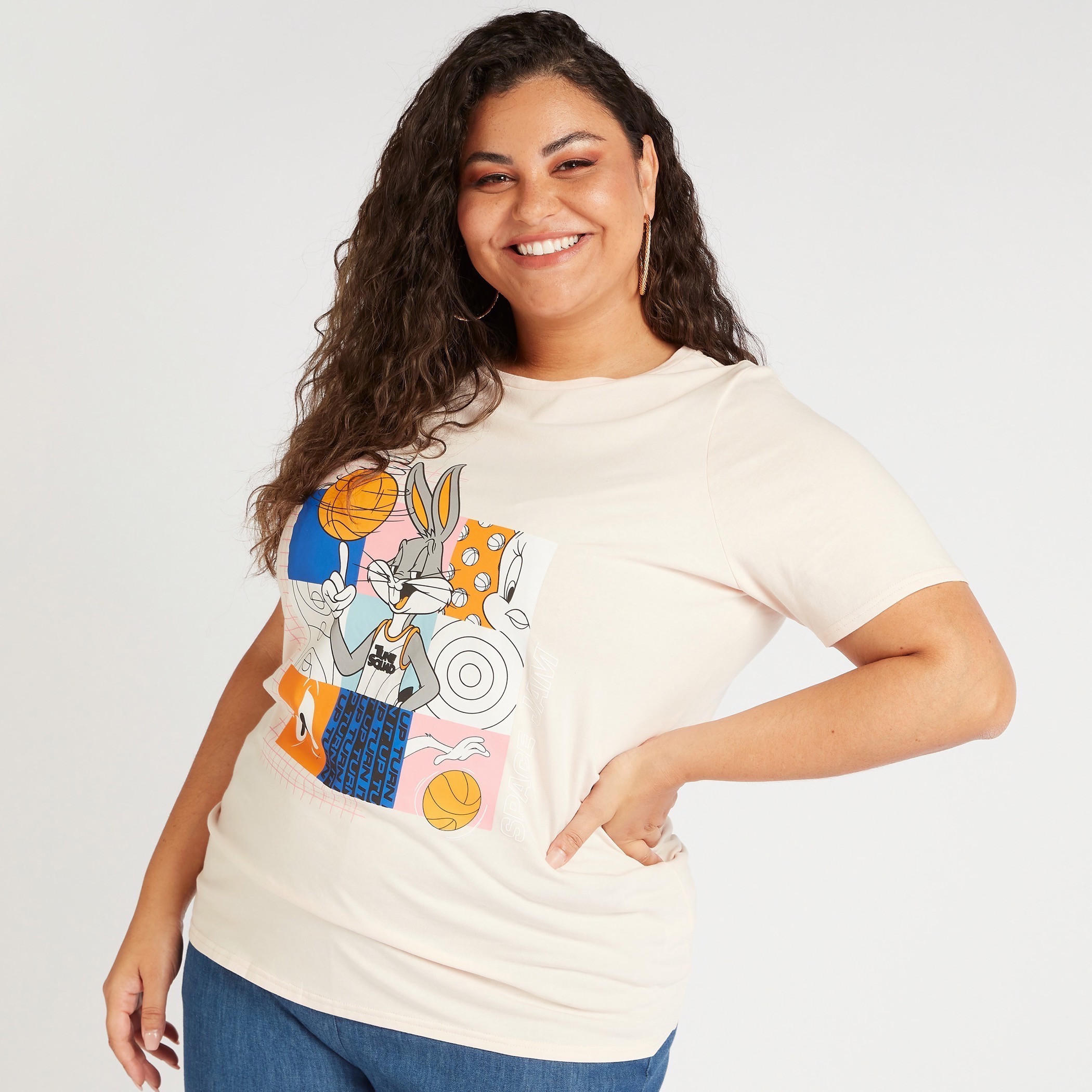 تيشيرت بياقة ضيقة وأكمام قصيرة وطبعات-women-clothing-tshirts-image-1