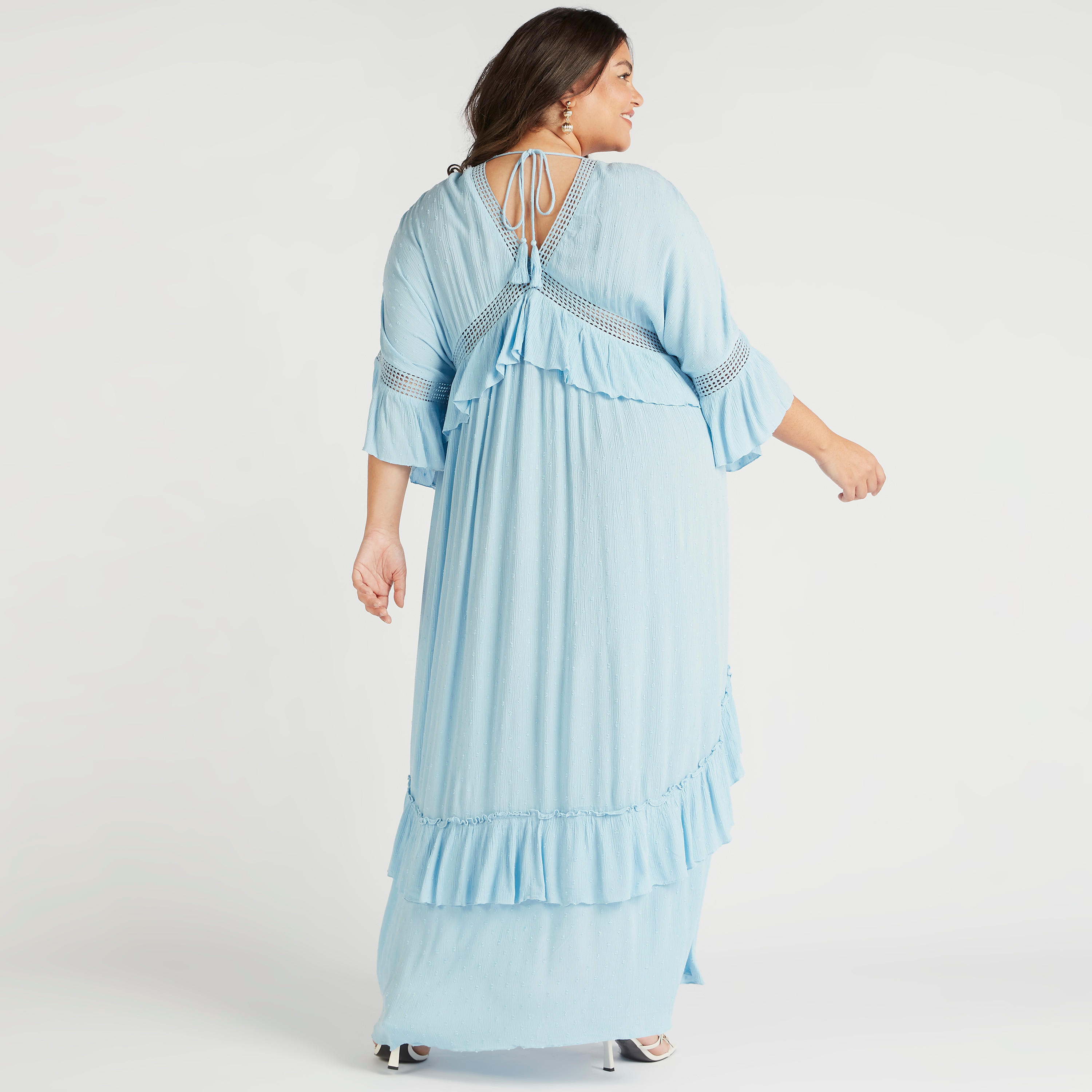 فستان طويل بياقة V وأكمام كشكش وتفاصيل شيفلي-women-clothing-shirtsandblouses-blouses-image-4