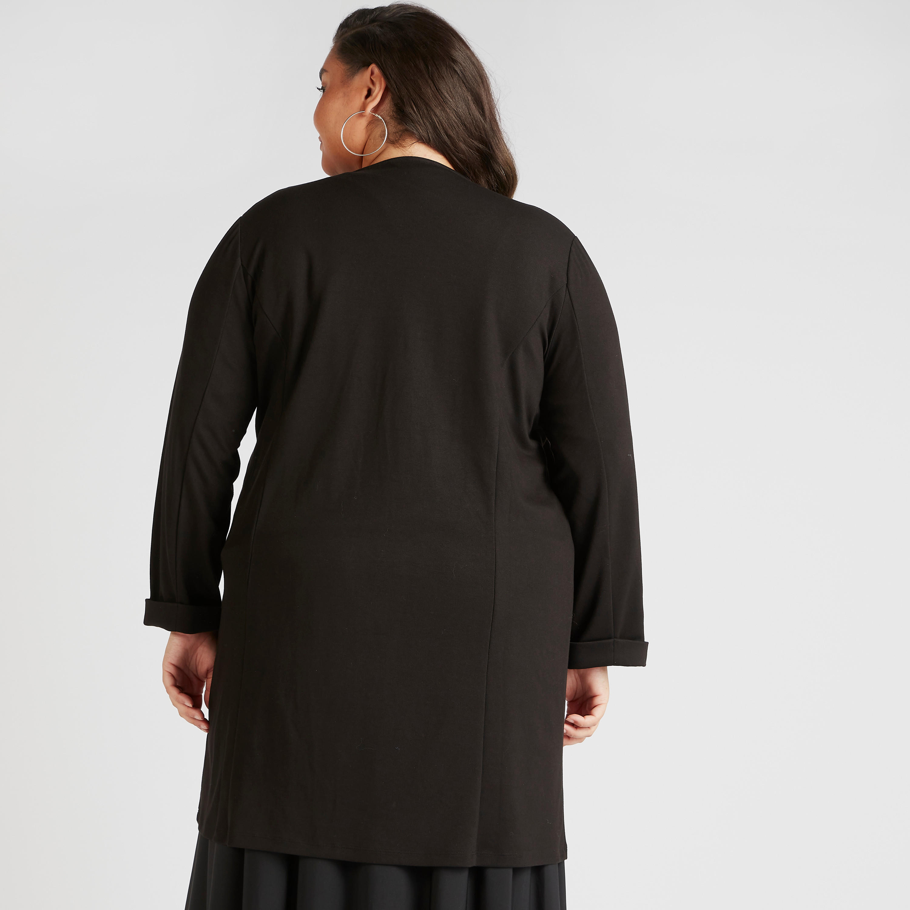 جاكيت طويل سادة بجيوب-women-winterwear-coatsandjackets-jackets-image-4
