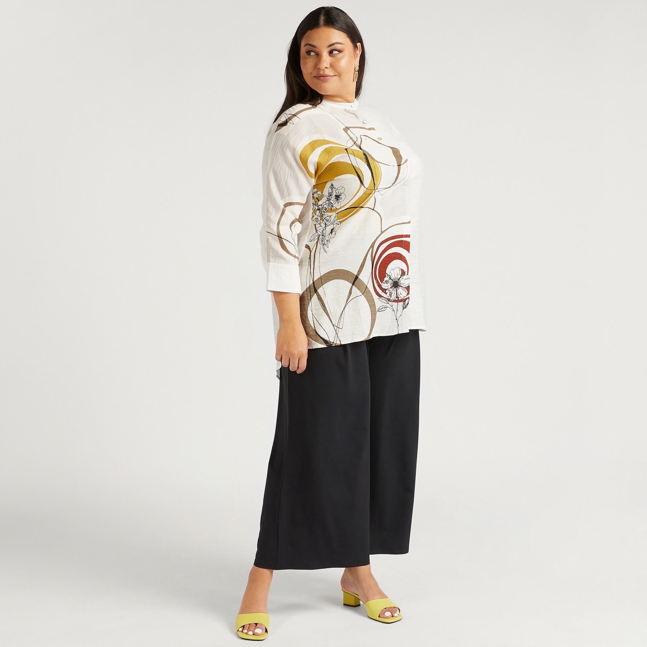 قميص بارز الملمس بأكمام طويلة وياقة ماندارين وطبعات تجريدية-women-clothing-shirtsandblouses-blouses-image-2