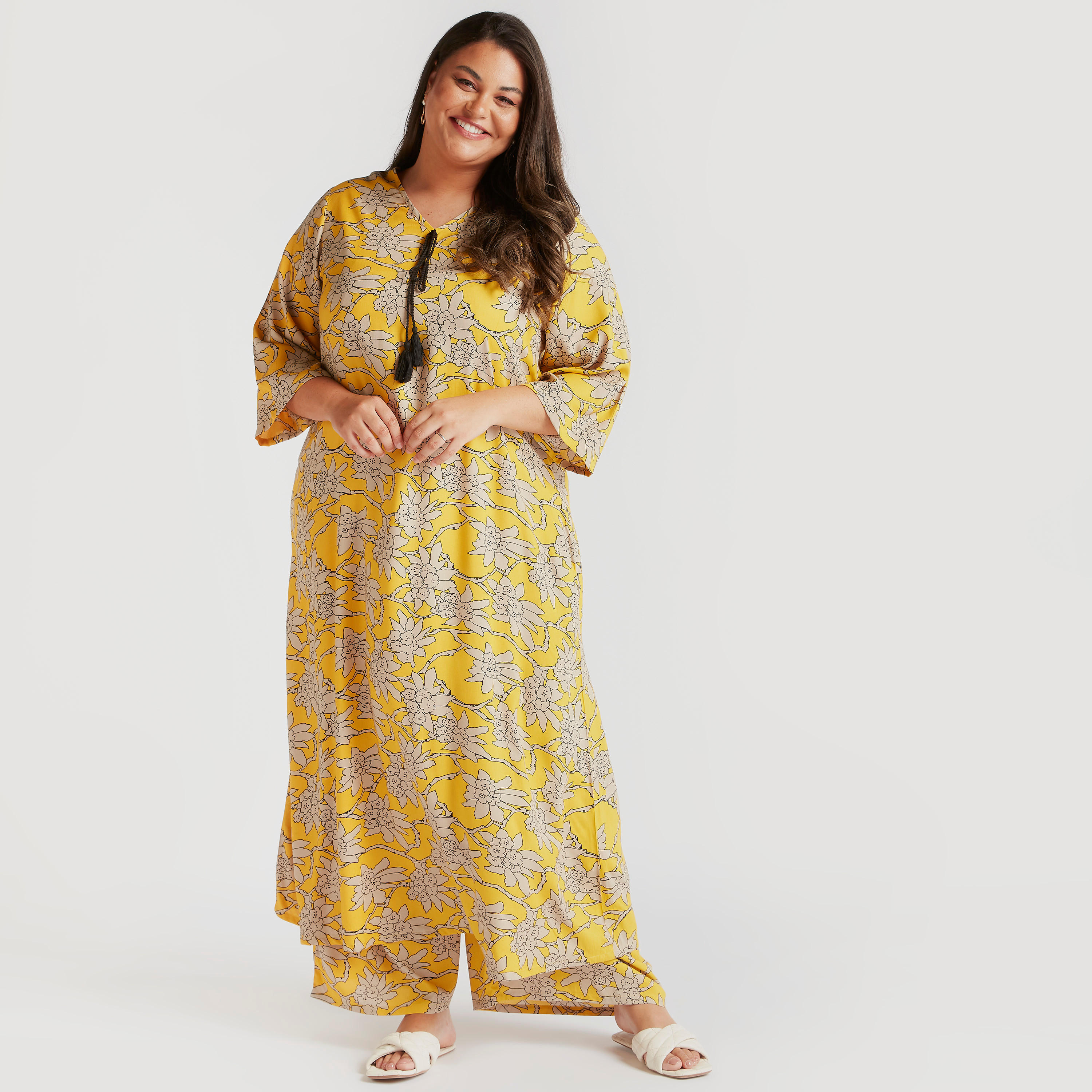 بنطلون بالازو بطبعات أزهار ورباط وجيوب-women-clothing-bottoms-trousers-image-3