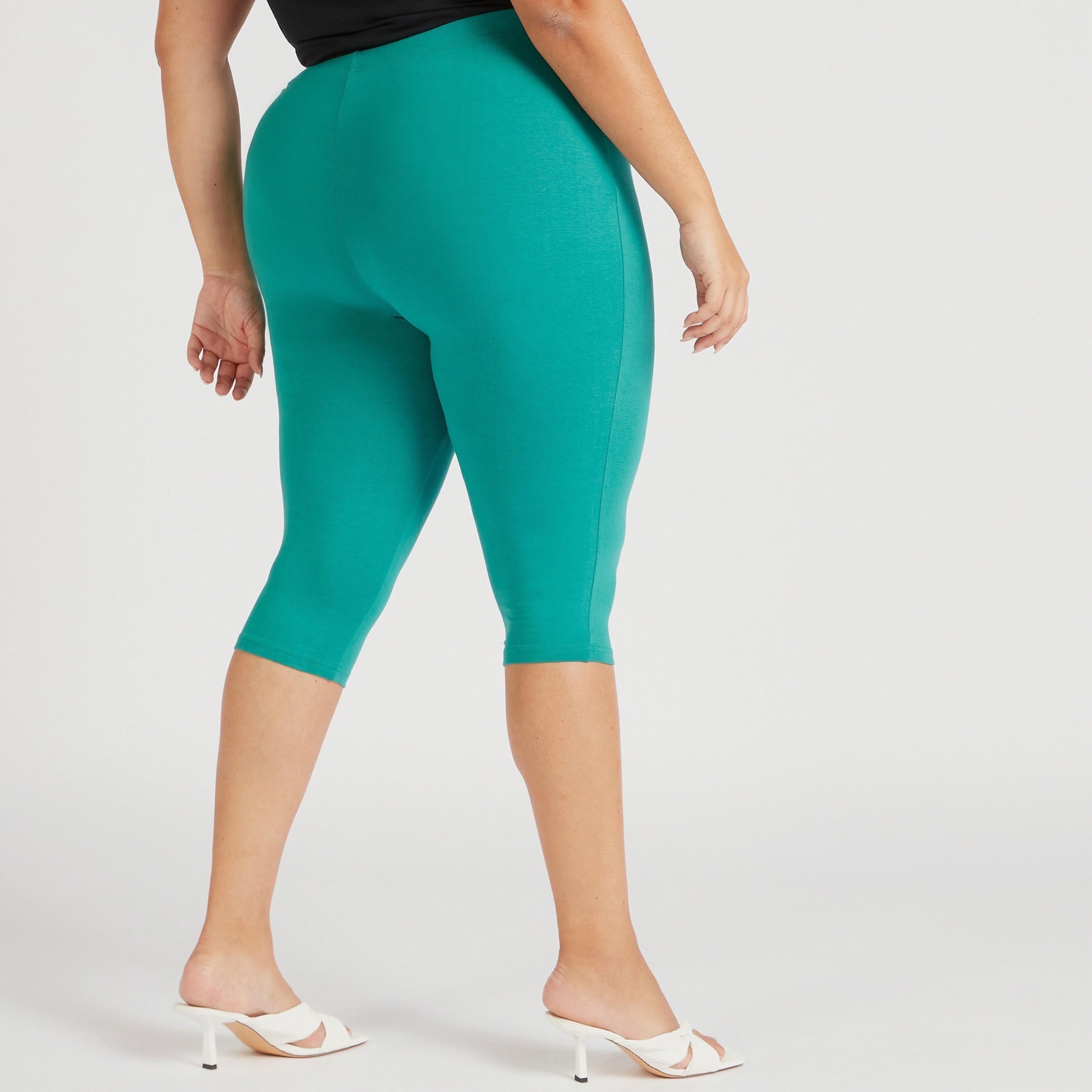 بنطلون سادة قصير بخصر مطّاطي-women-clothing-bottoms-leggings-image-4