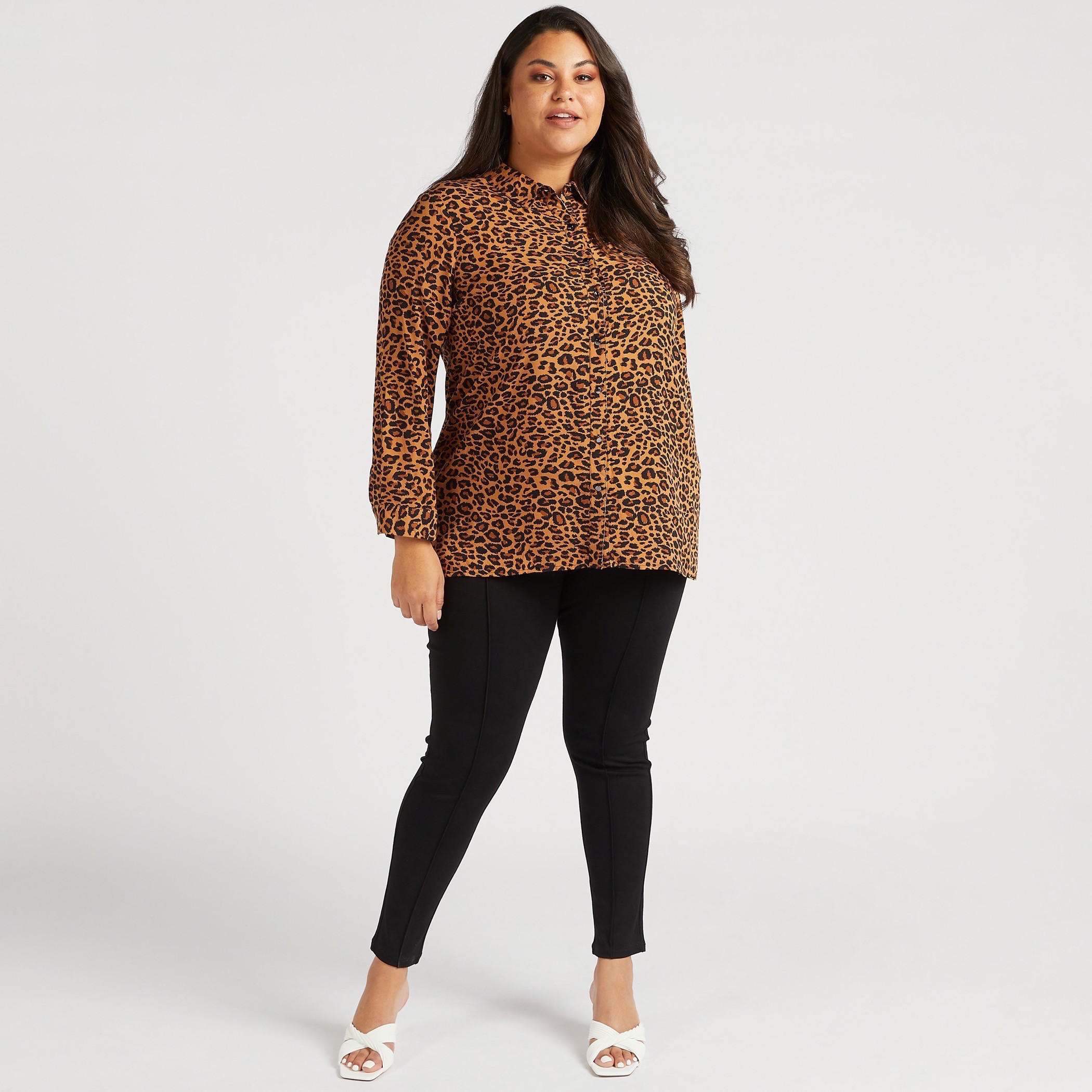 قميص بأكمام طويلة وطبعات حيوانات-women-clothing-shirtsandblouses-blouses-image-4