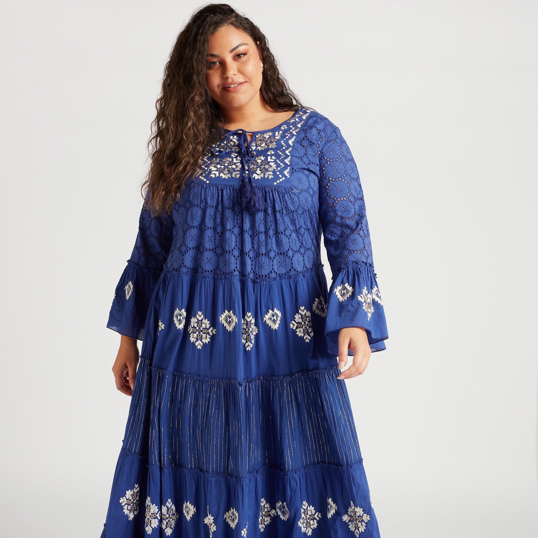 فستان طويل إيه لاين مطرّز إيه لاين بياقة أربطة-women-clothing-dresses-image-2