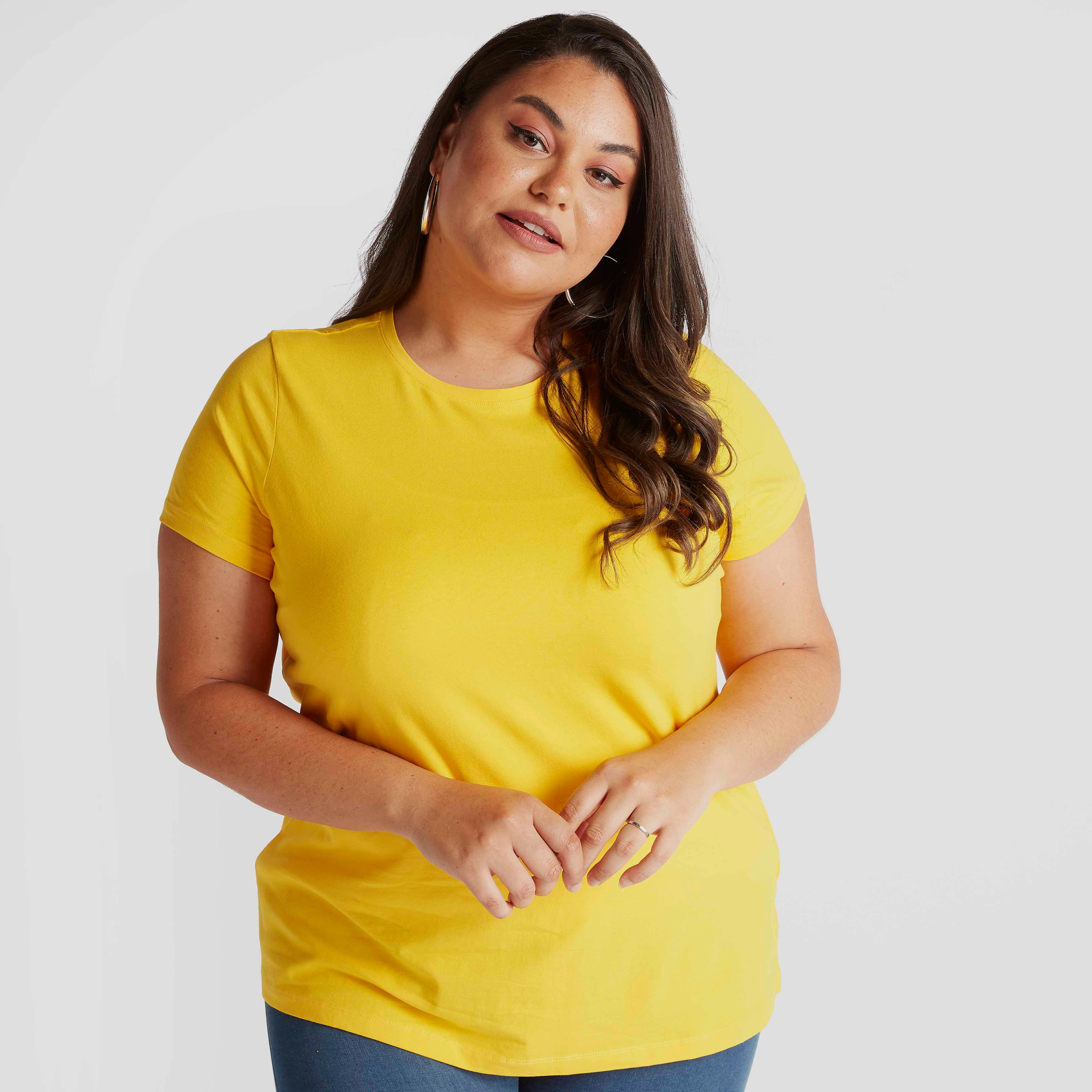 بلوزة سادة بياقة ضيّقة وأكمام قصيرة-women-clothing-tshirts-image-1