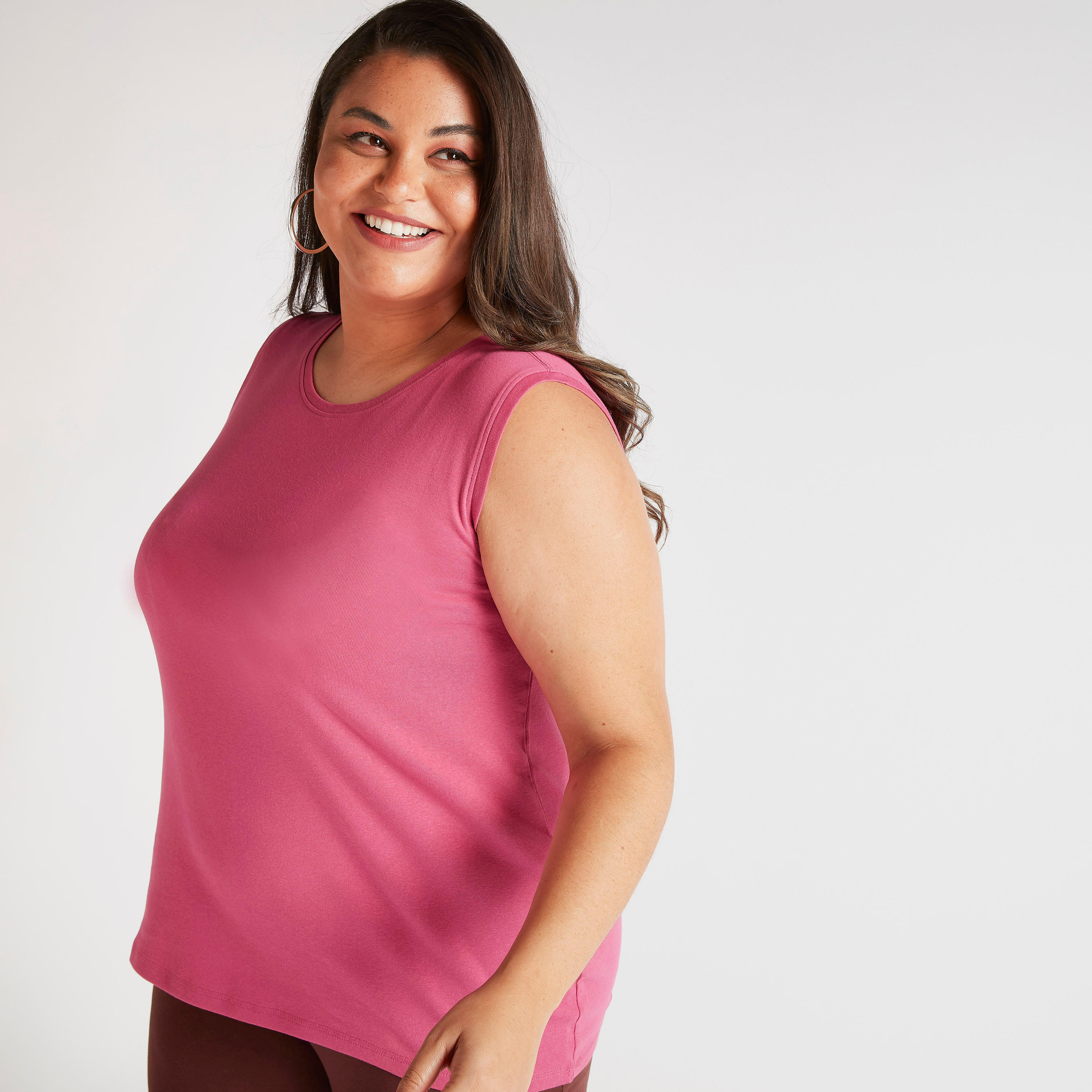 تيشيرت سادة بدون أكمام وياقة مستديرة-women-clothing-tshirts-image-3