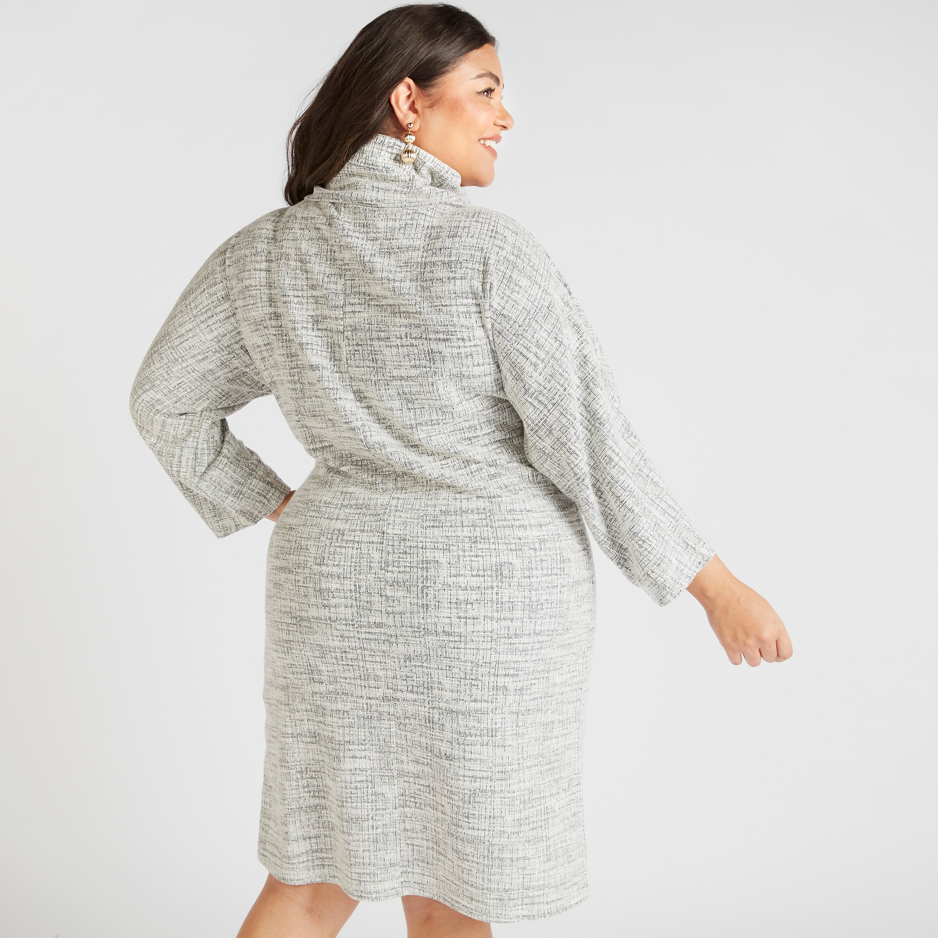 فستان ميدي بارز الملمس بياقة عالية وأكمام طويلة-women-clothing-dresses-image-4