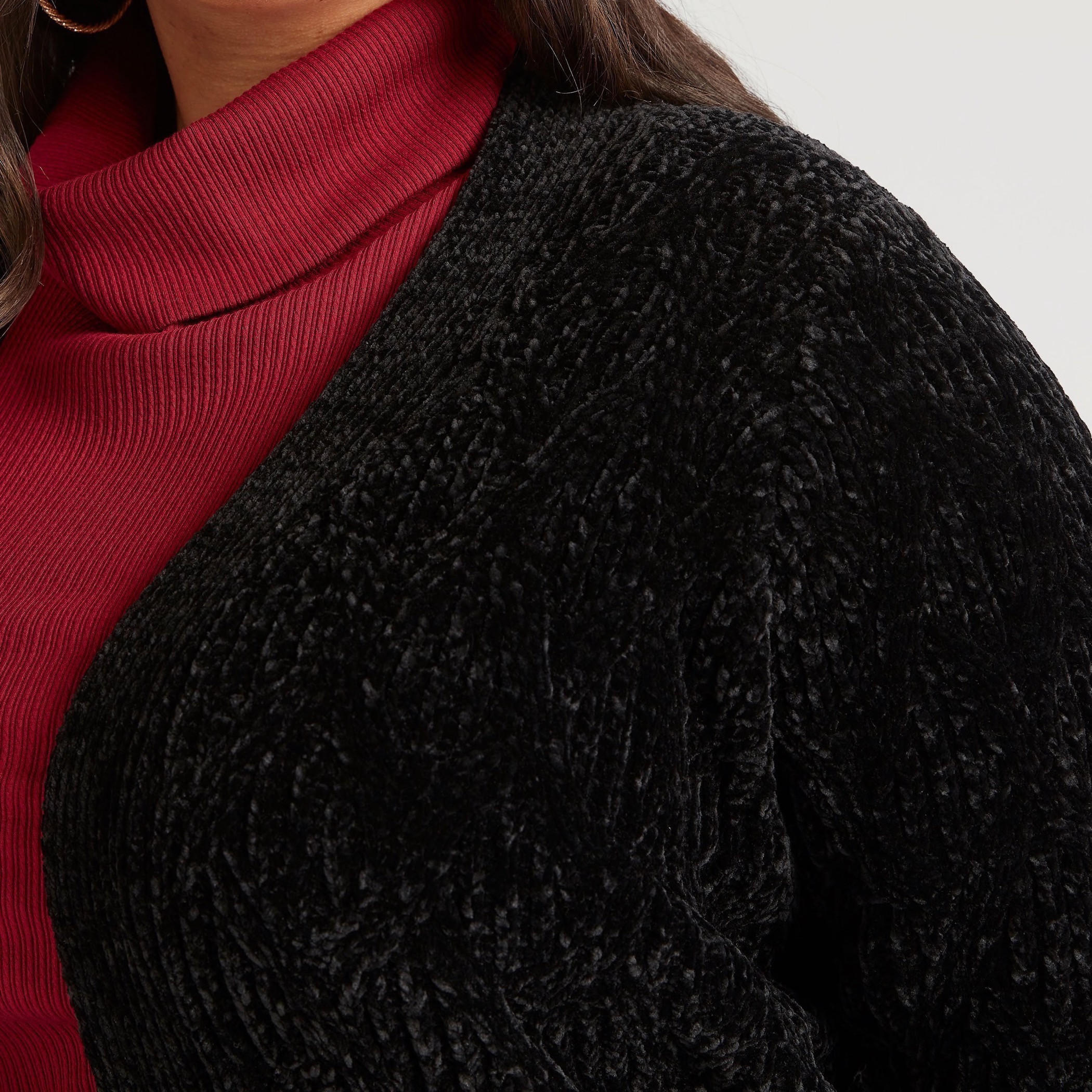 كارديجان طويل بارز الملمس بأكمام طويلة وأطراف بشرابات-women-winterwear-cardigansandjumpers-cardigans-image-3