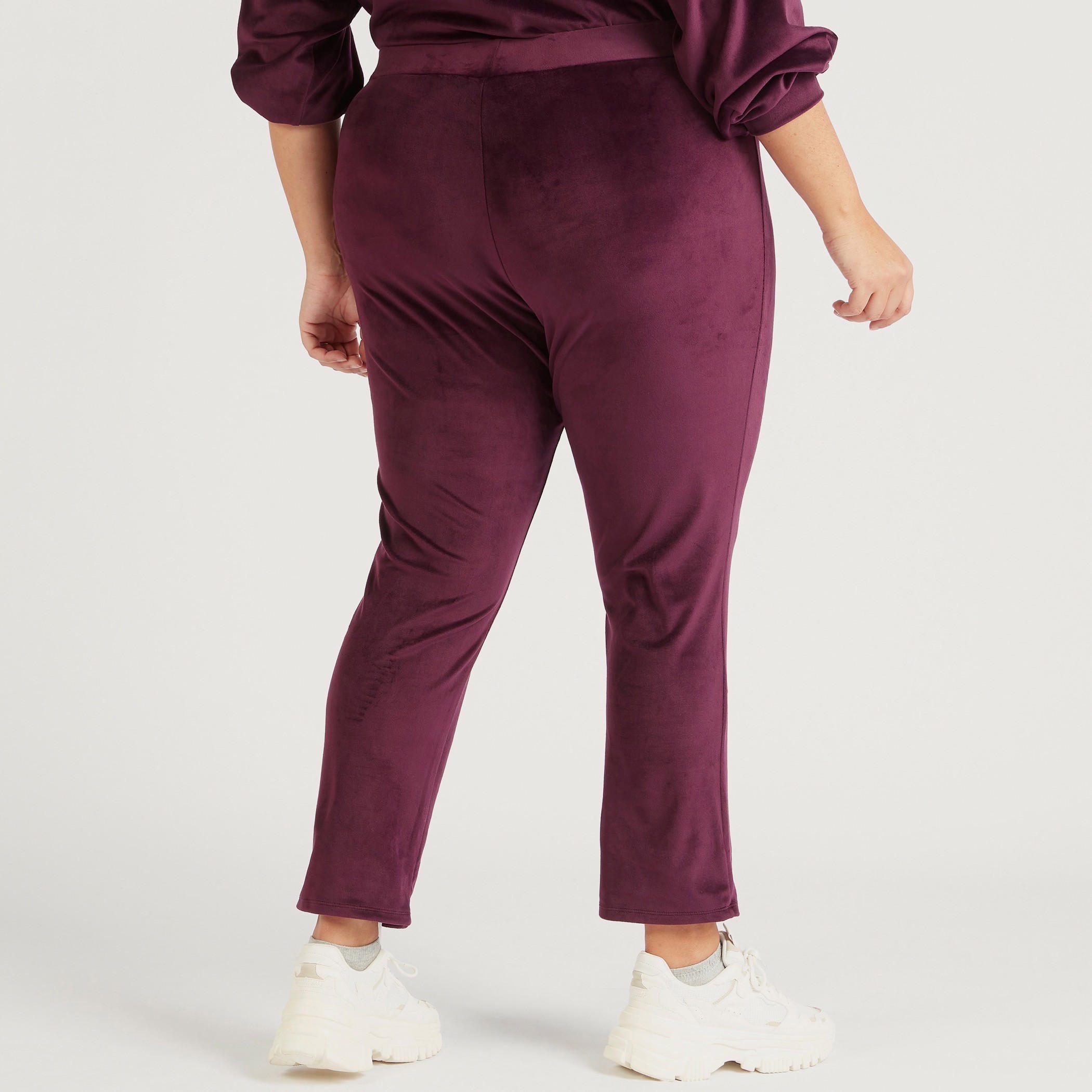 بنطلون رياضي بارز الملمس بطبعات تويتي وخصر مطاطي-women-clothing-bottoms-joggers-image-4