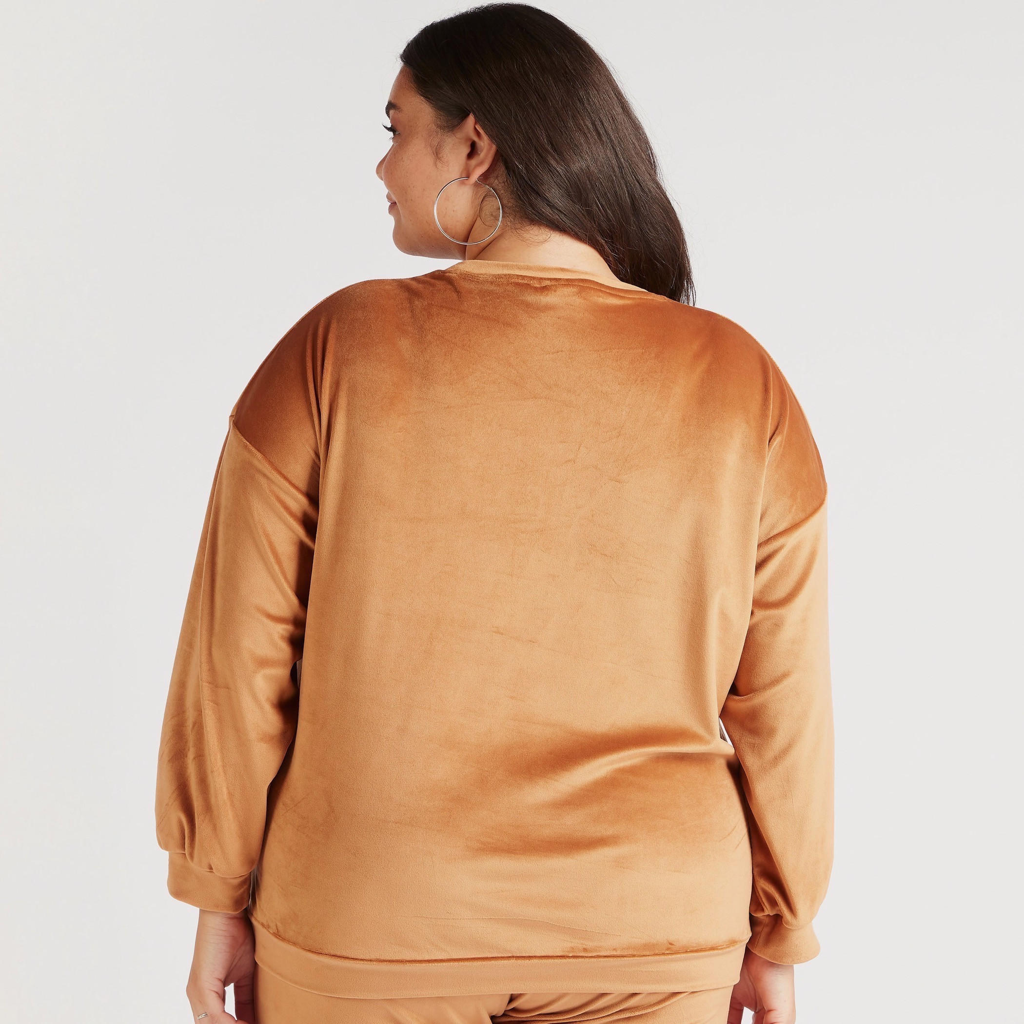 سويت شيرت بياقة ضيقة وأكمام طويلة وطبعات ميكي ماوس-women-winterwear-hoodiesandsweatshirts-sweatshirts-image-4