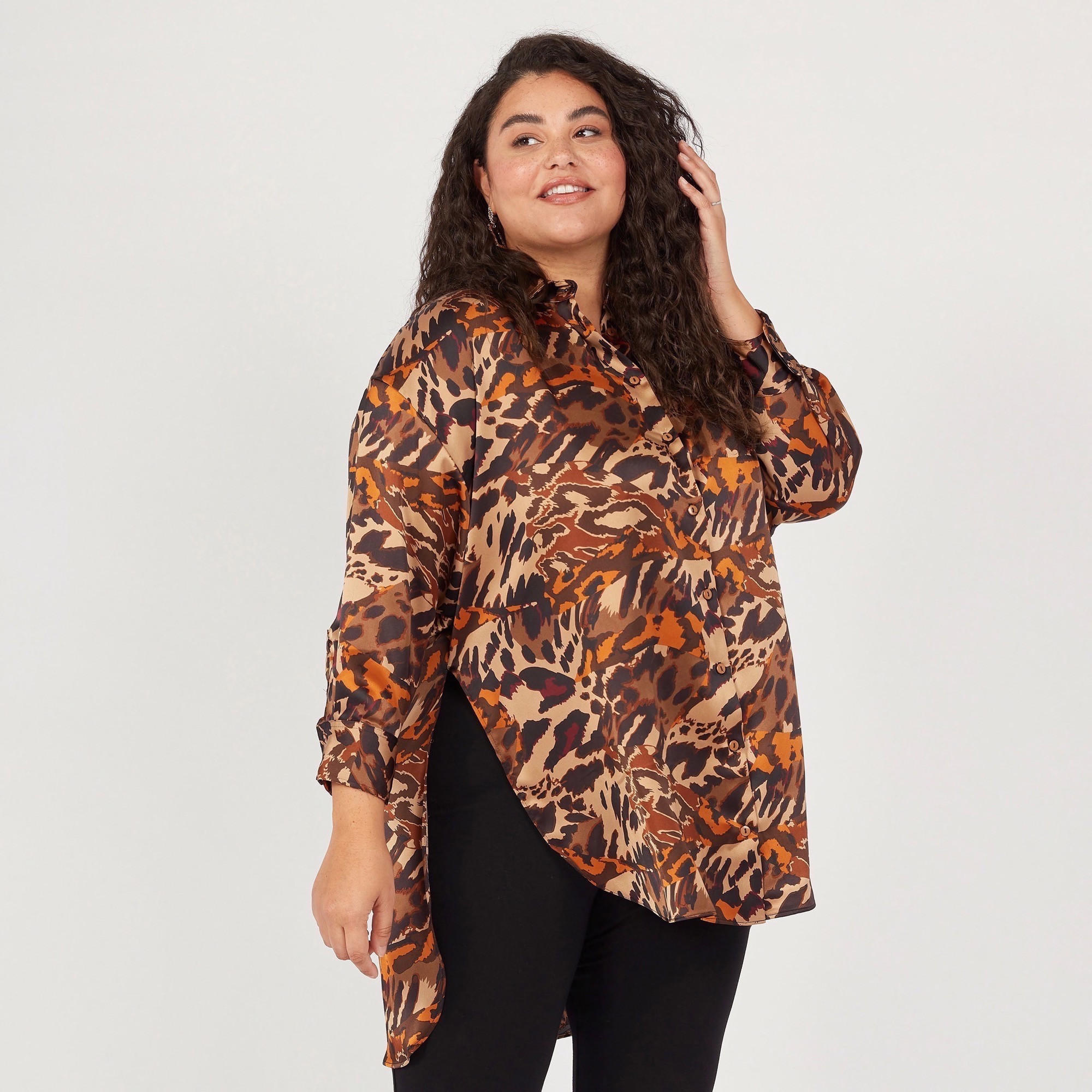 تونيك بأطراف غير مستوية وطبعات حيوانات وأكمام طويلة-women-clothing-shirtsandblouses-blouses-image-1