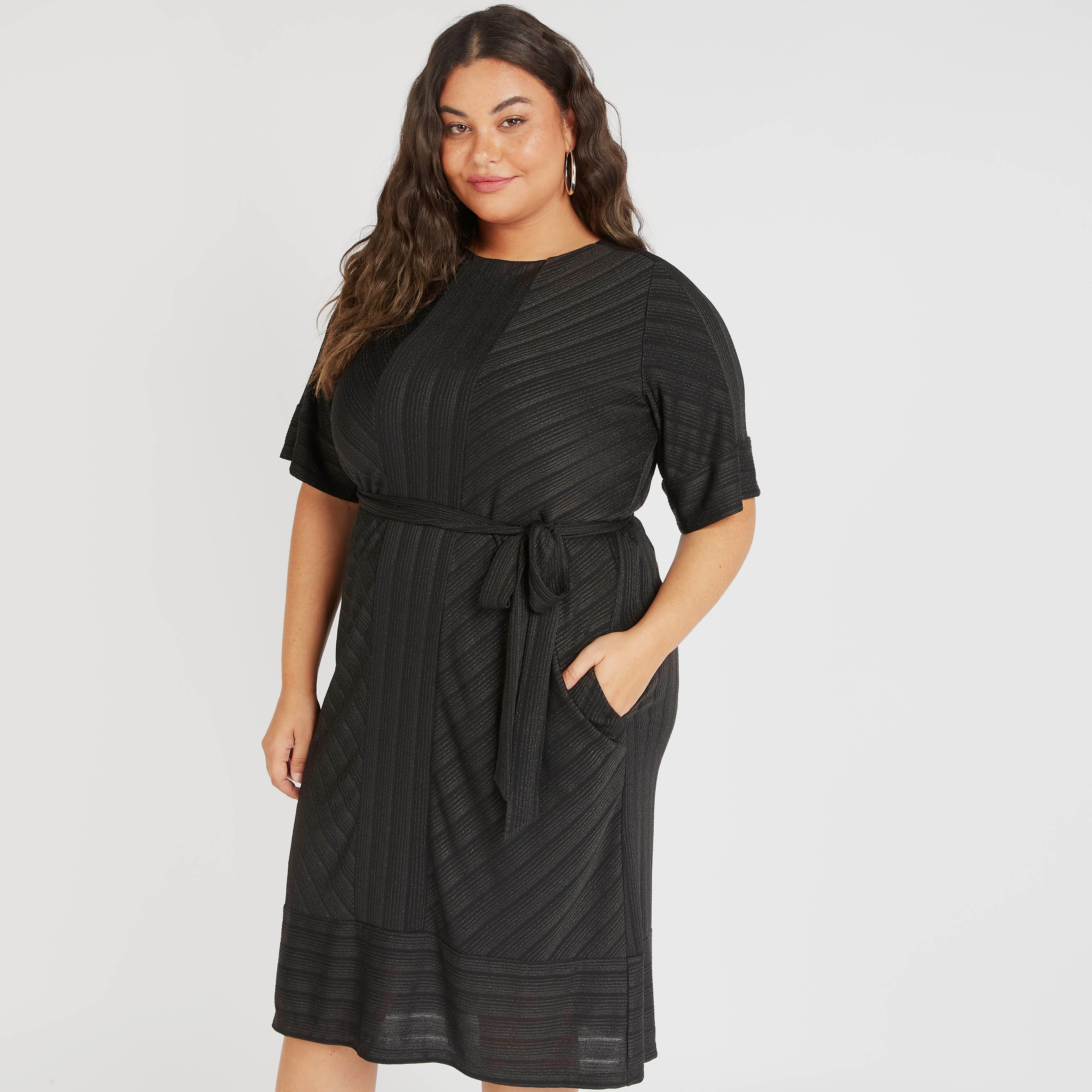 فستان ميدي بارز الملمس مع حزام وجيوب-women-clothing-dresses-image-1