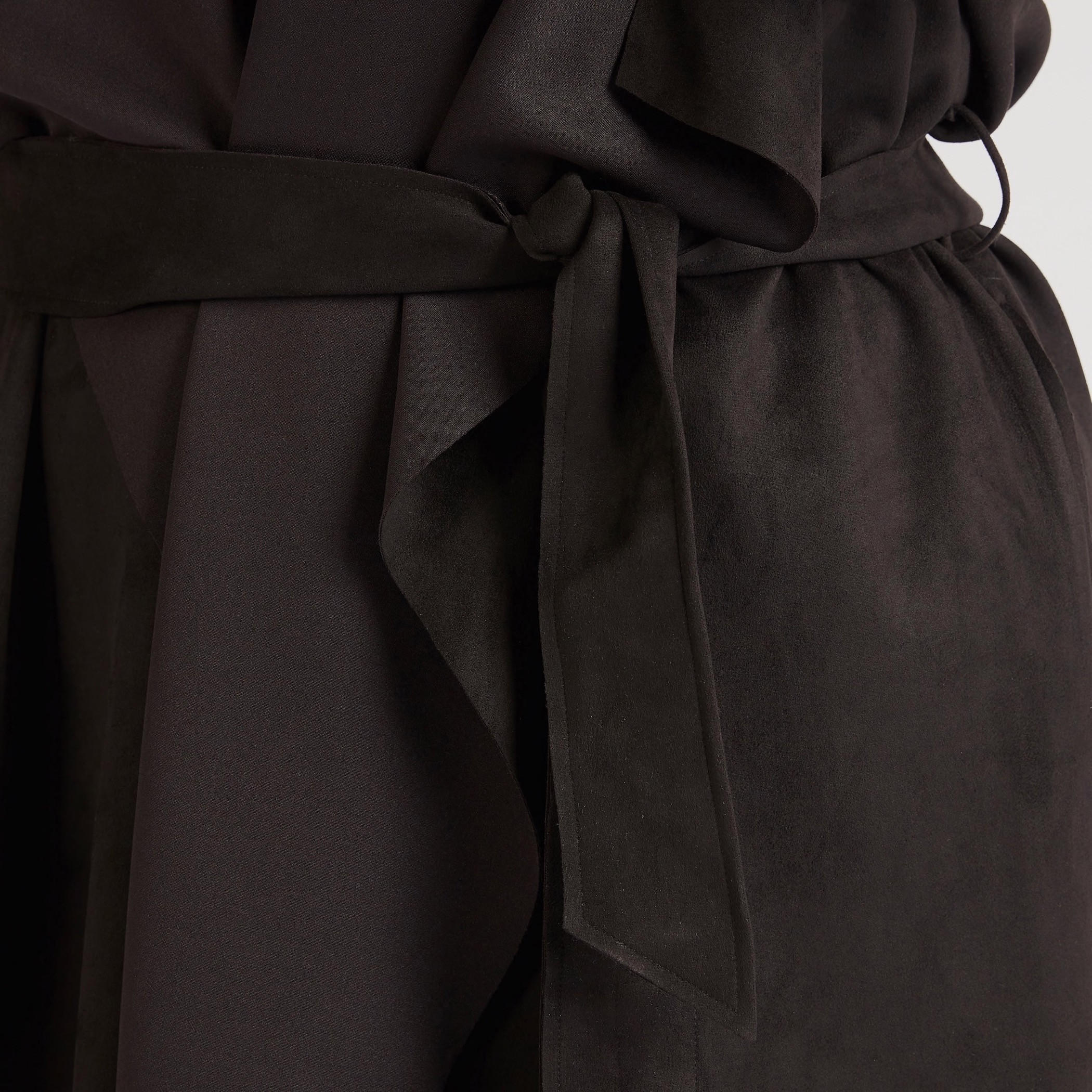 معطف طويل سادة بحزام رباط وجيوب-women-clothing-coatsandjackets-coats-image-1