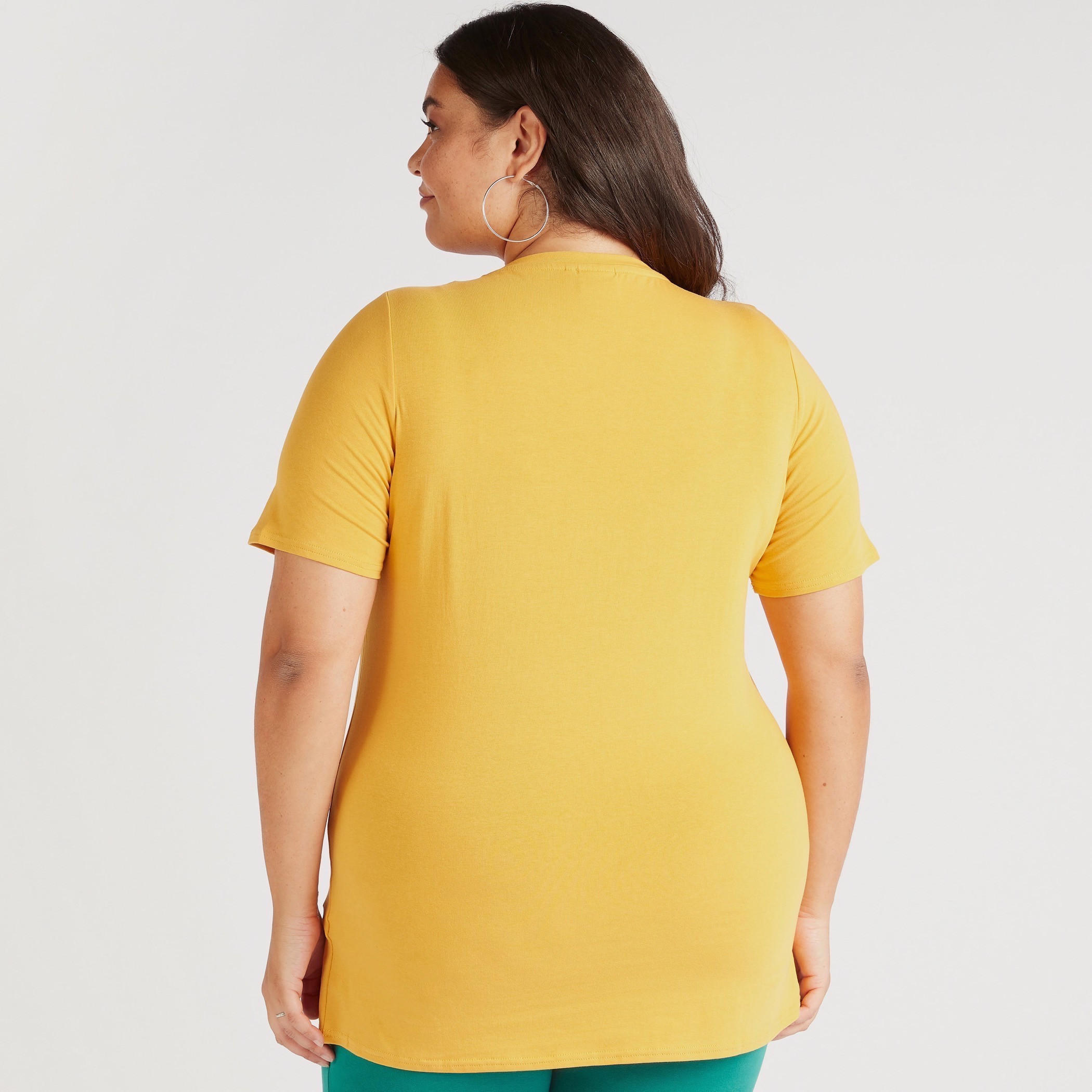 تيشيرت بياقة ضيقة وأكمام قصيرة وطبعات تويتي & سيلفيستر-women-clothing-tshirts-image-4