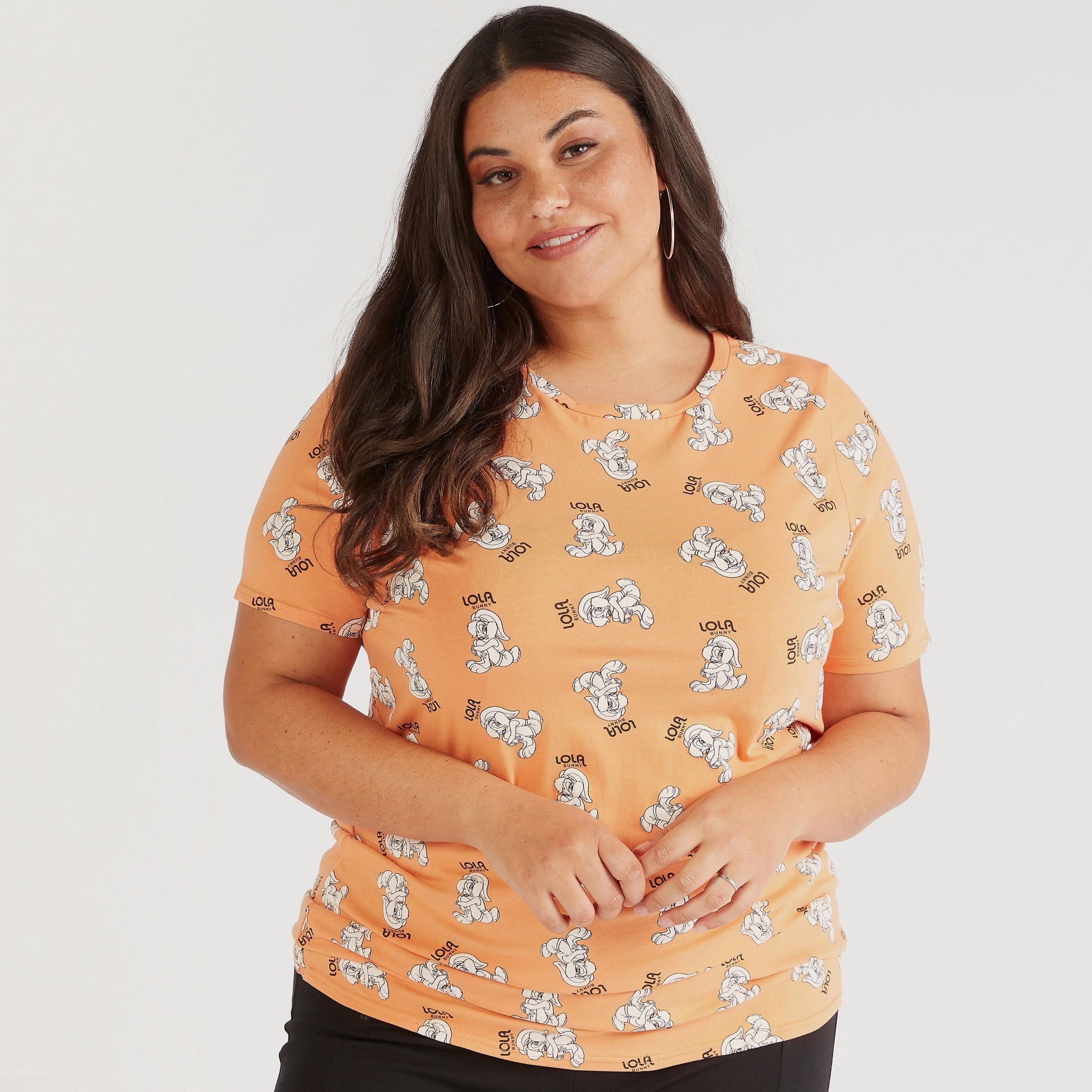 تيشيرت بياقة مستديرة وأكمام قصيرة وطبعات لولا باني-women-clothing-tshirts-image-1