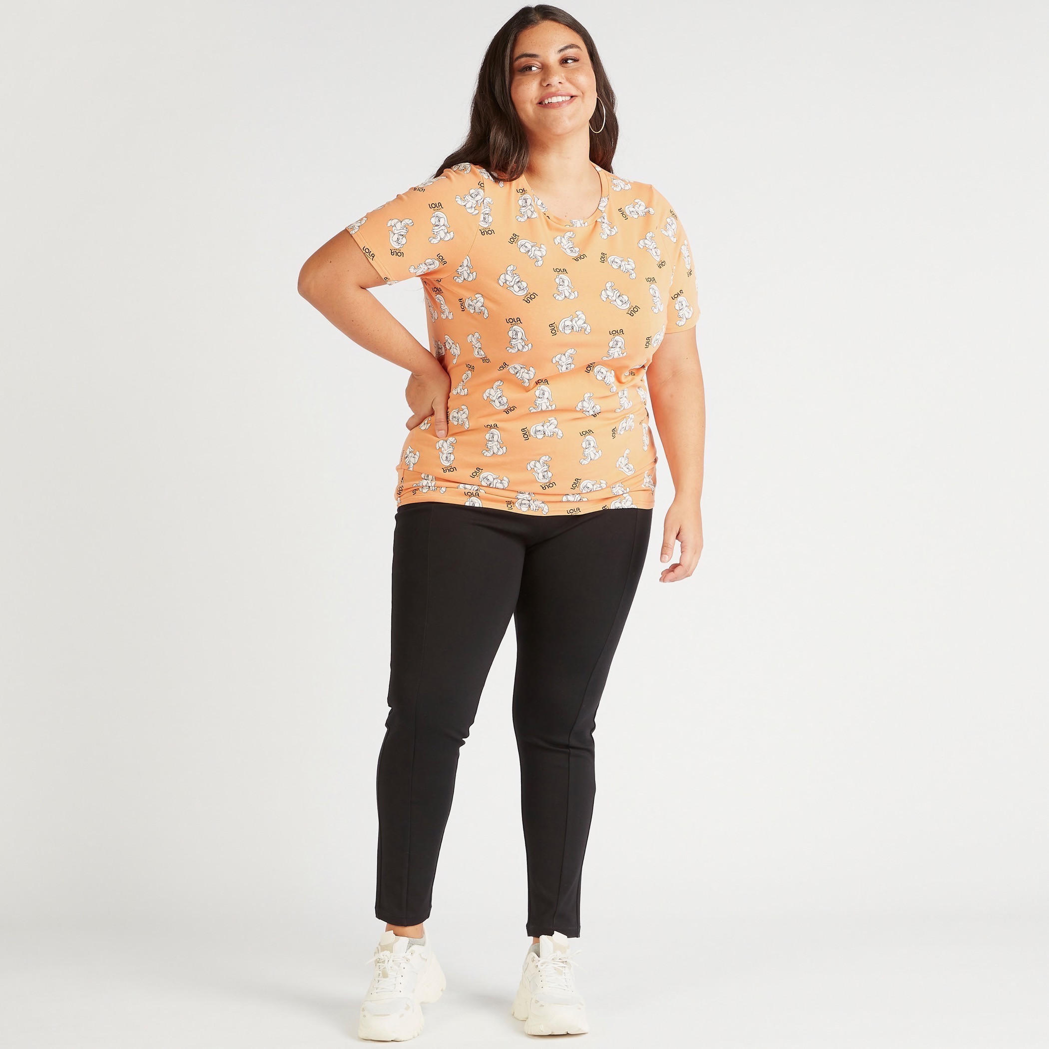 تيشيرت بياقة مستديرة وأكمام قصيرة وطبعات لولا باني-women-clothing-tshirts-image-2