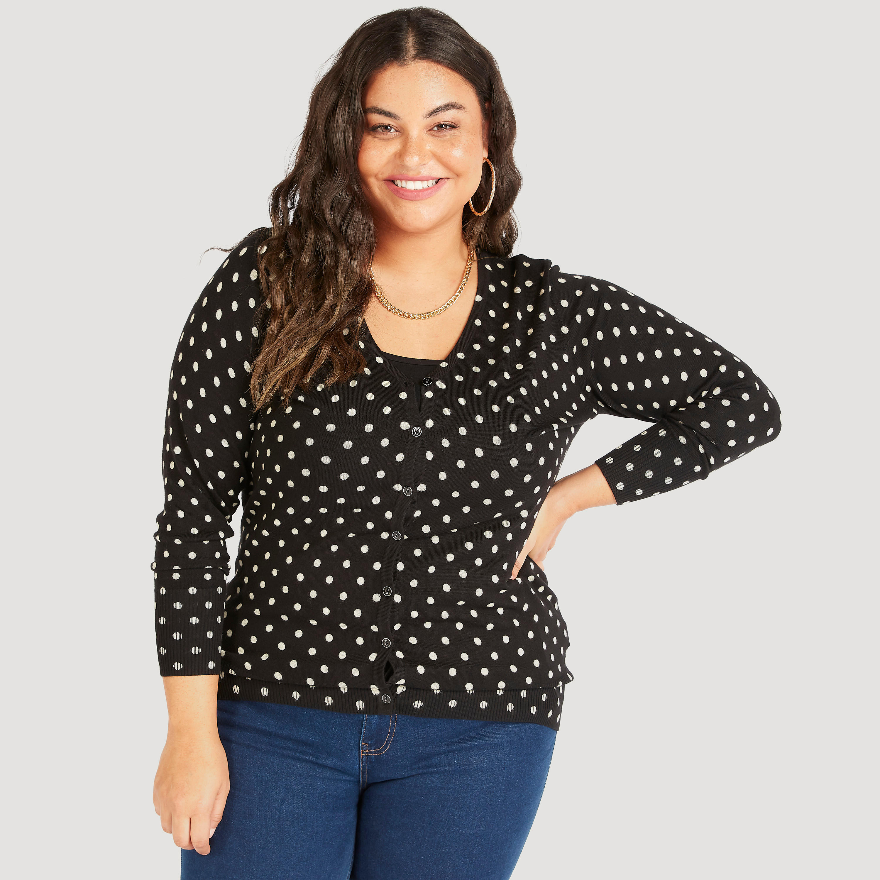 كارديجان بياقة V وزر إغلاق وطبعات منقطّة-women-winterwear-cardigansandjumpers-cardigans-image-5