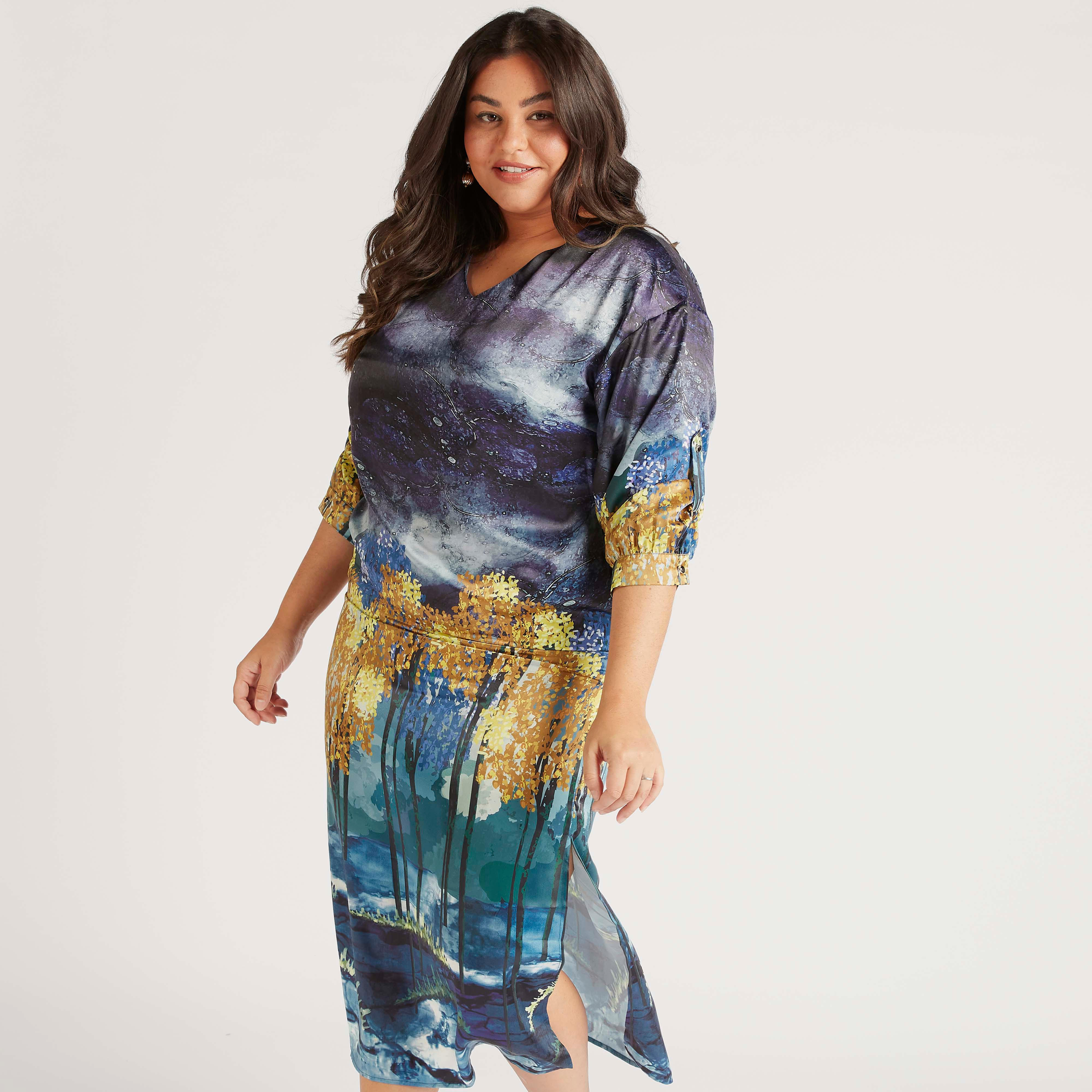 فستان إيه لاين ميدي بطبعات وياقة v وفتحة جانبيّة-women-clothing-dresses-image-5