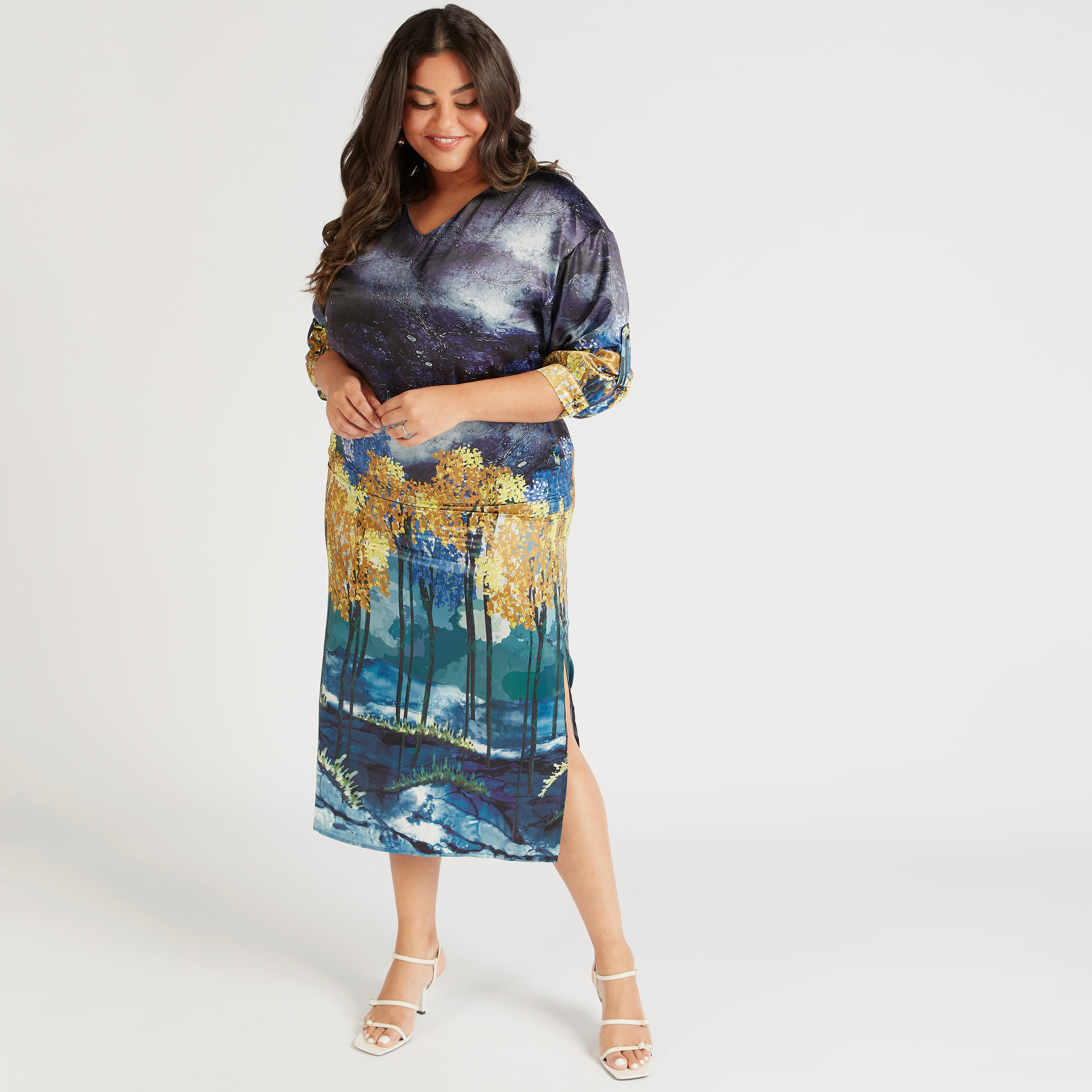 فستان إيه لاين ميدي بطبعات وياقة v وفتحة جانبيّة-women-clothing-dresses-image-6
