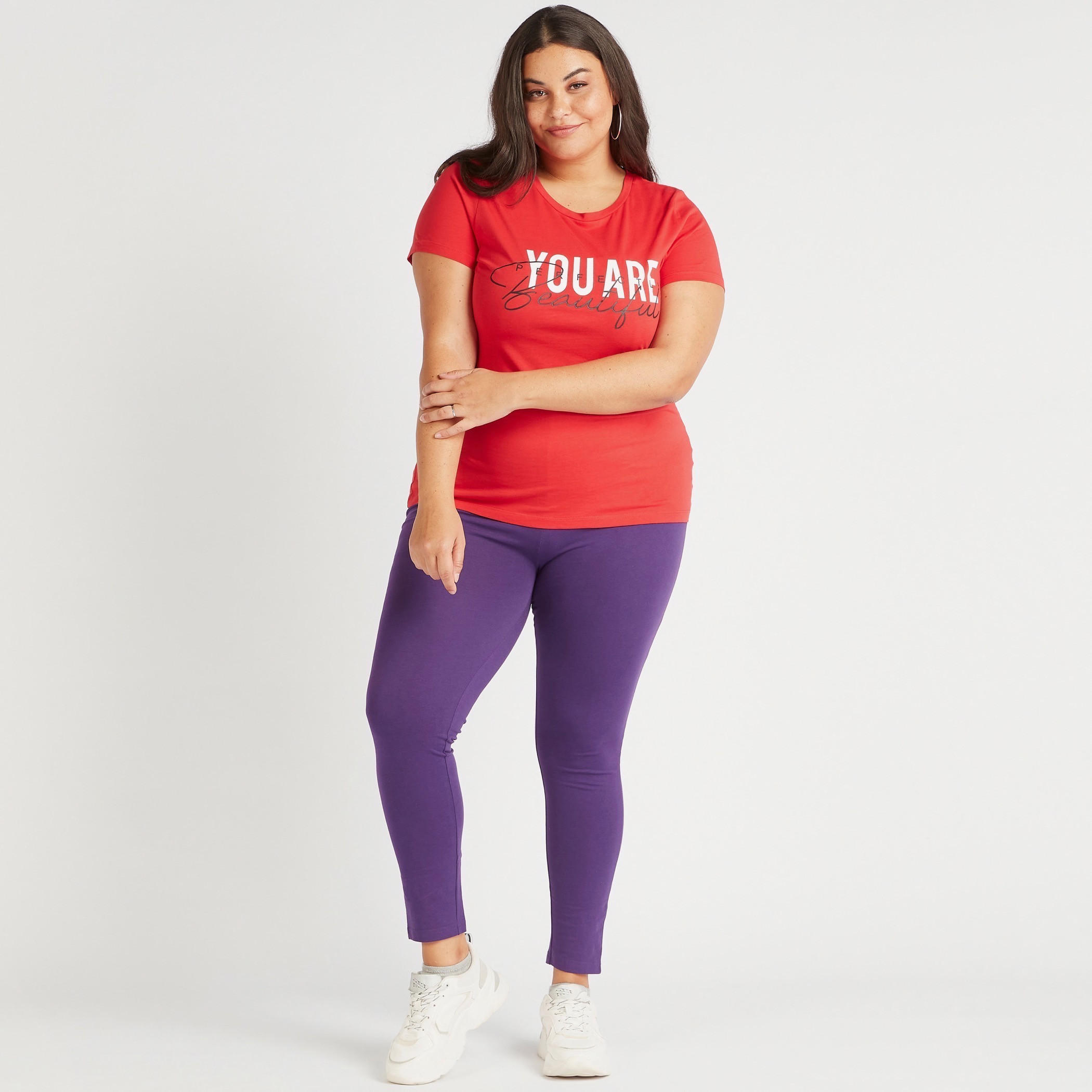 تيشيرت بياقة مستديرة وأكمام قصيرة وطبعات-women-clothing-tshirts-image-3