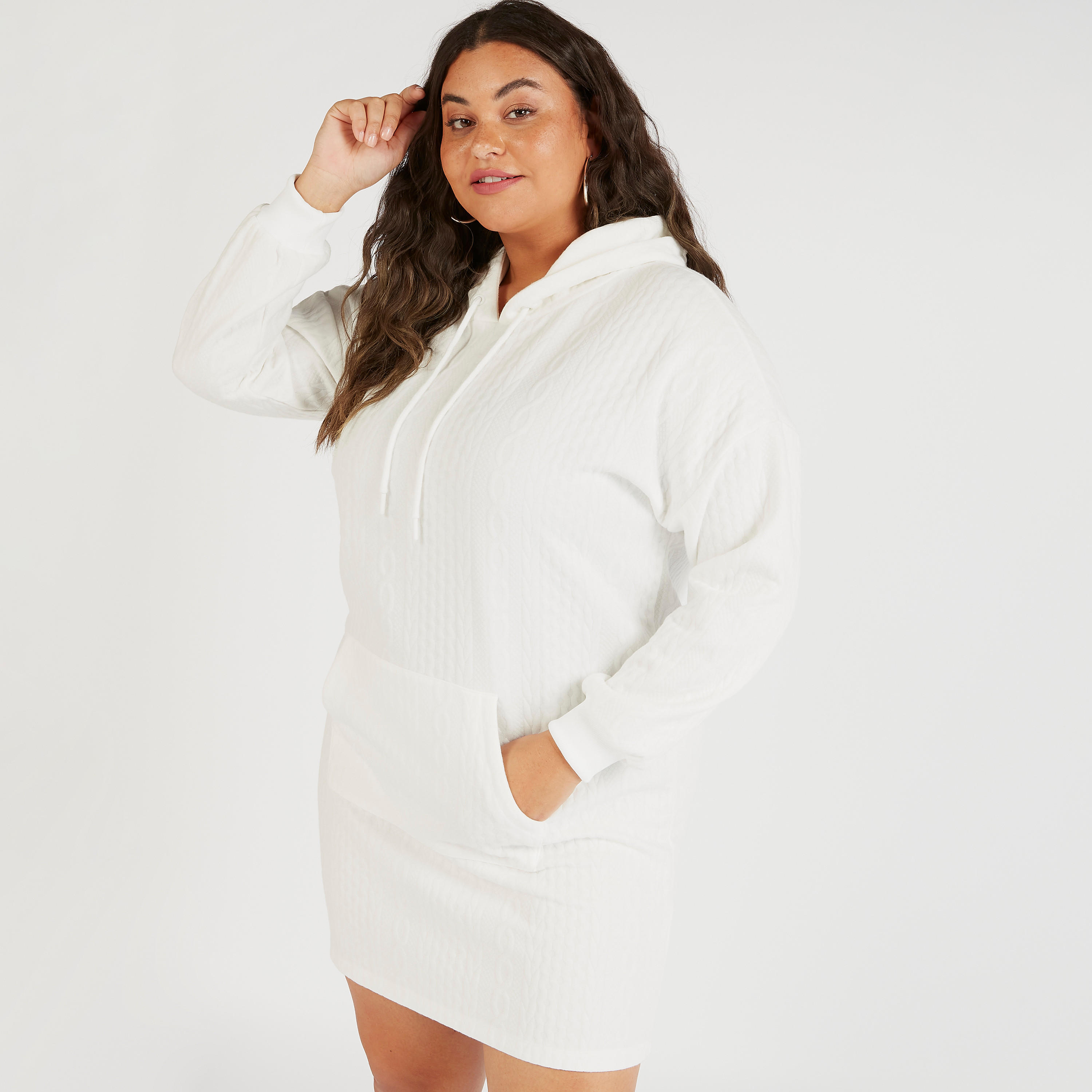 فستان جامبر قصير بارز الملمس بجيوب كنغر-women-clothing-dresses-image-6